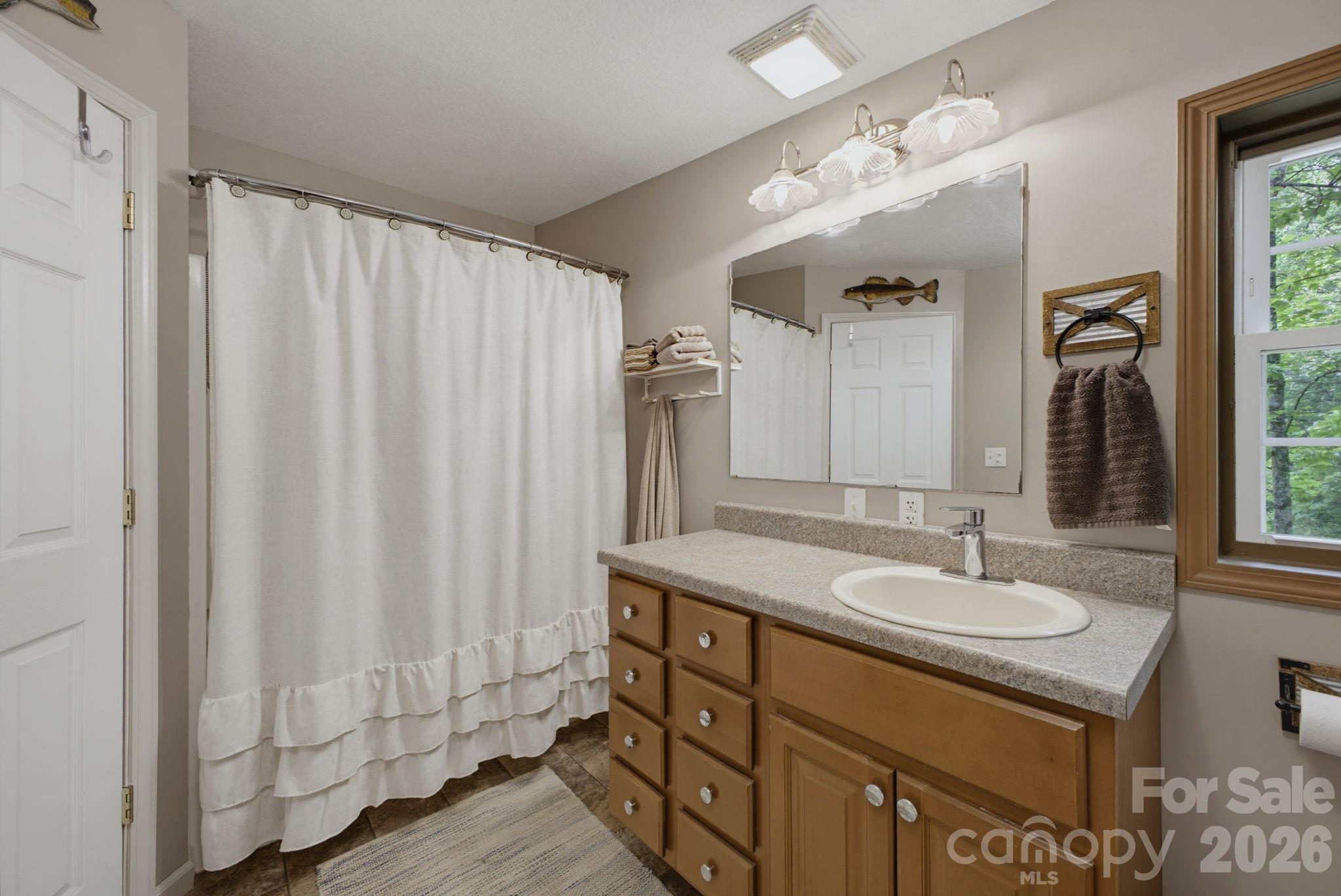 Single Family Residence at 1239 W McGuinn Road, Mill Spring, photo 20 of 53