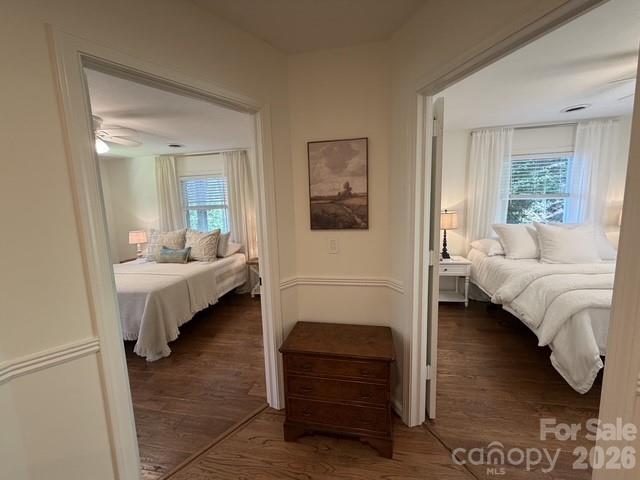 Single Family Residence at 212 Estate Drive, Hendersonville, photo 25 of 41