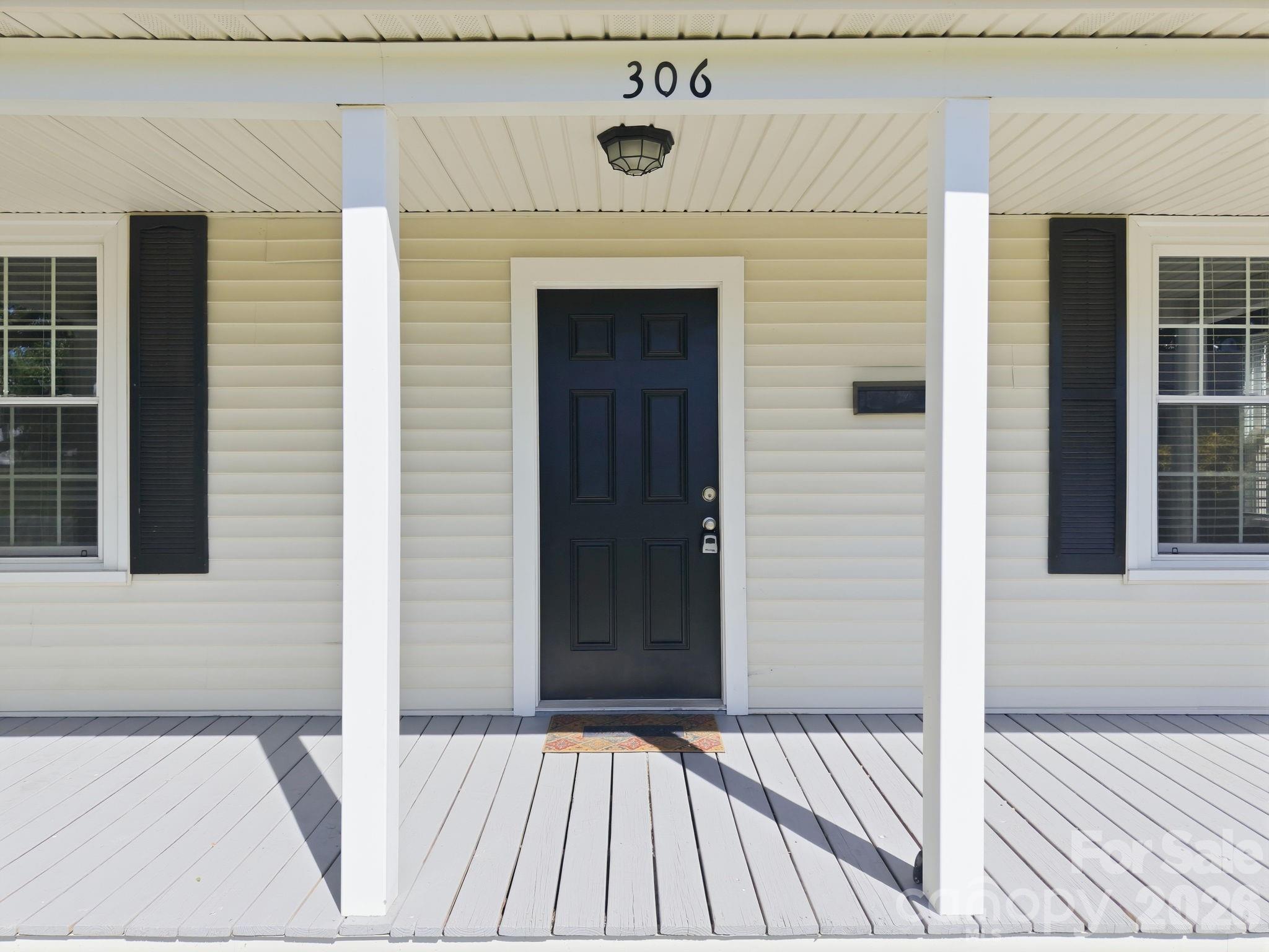 Single Family Residence at 306 York Avenue, Kannapolis, photo 7 of 39