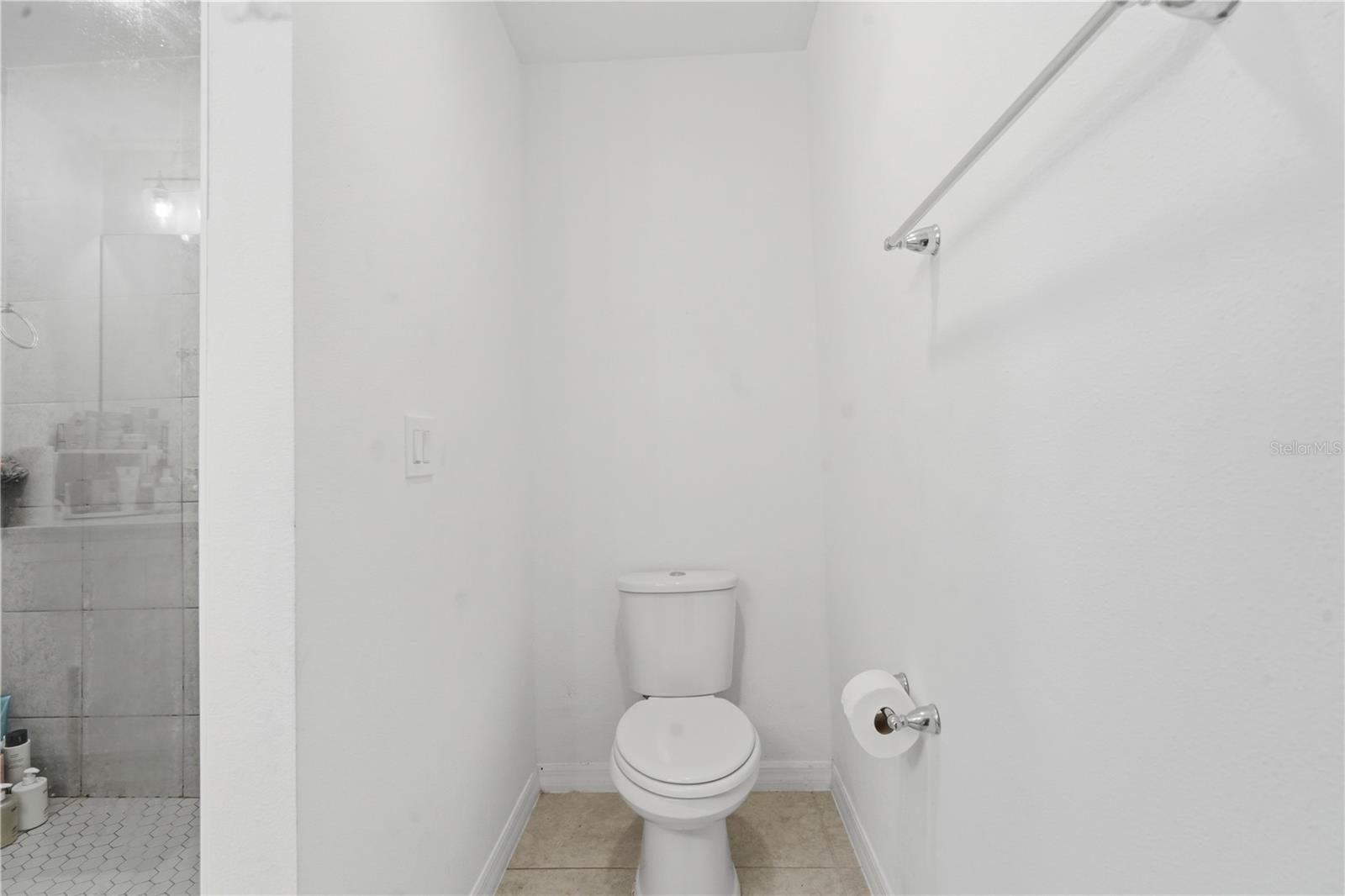 Townhouse at 832 LONGBOAT DR, DAVENPORT, photo 36 of 51