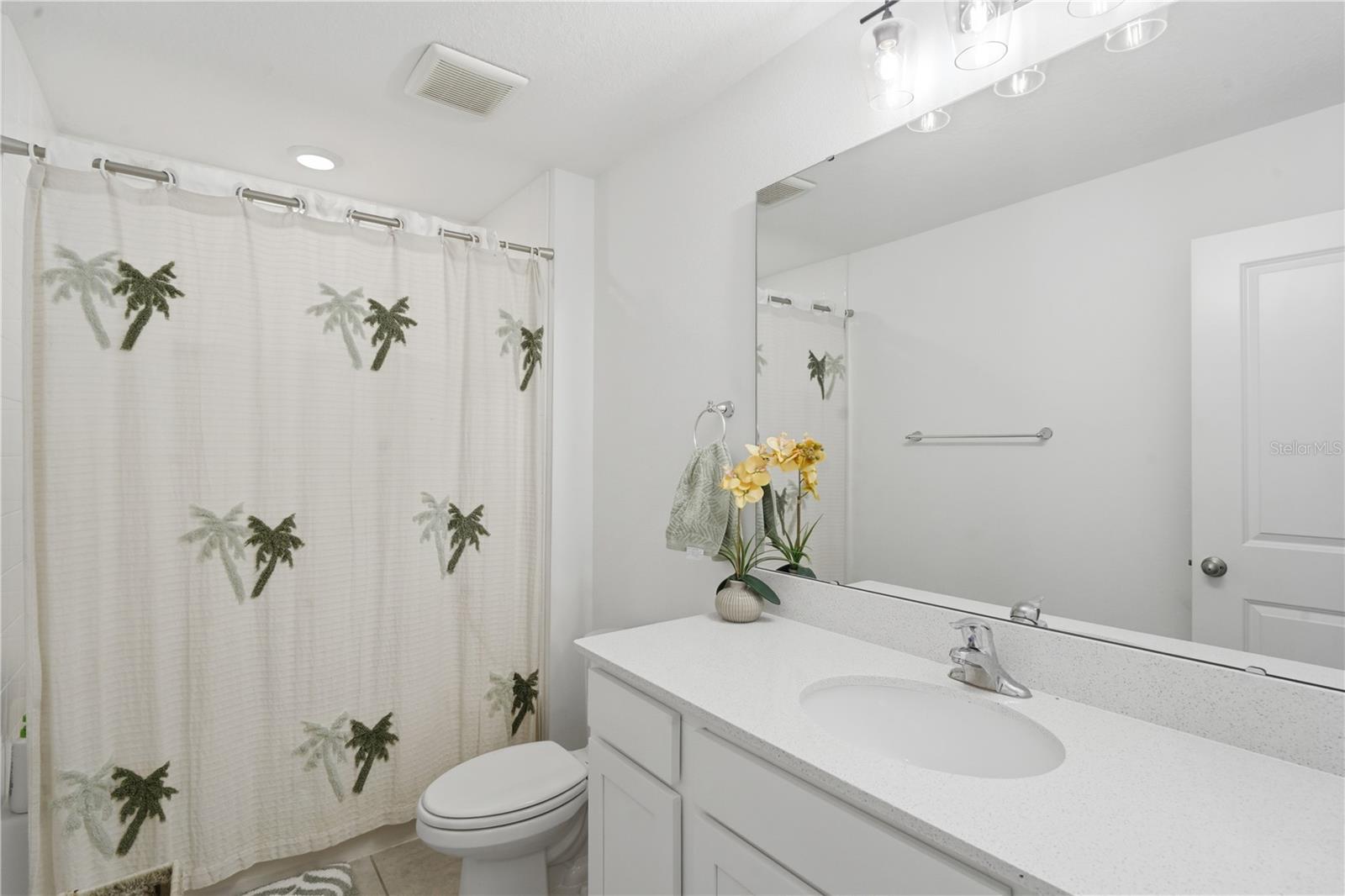 Townhouse at 832 LONGBOAT DR, DAVENPORT, photo 44 of 51