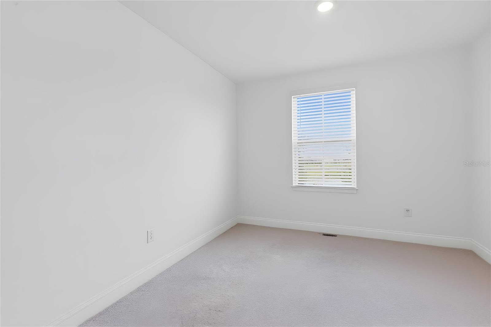Townhouse at 832 LONGBOAT DR, DAVENPORT, photo 49 of 51