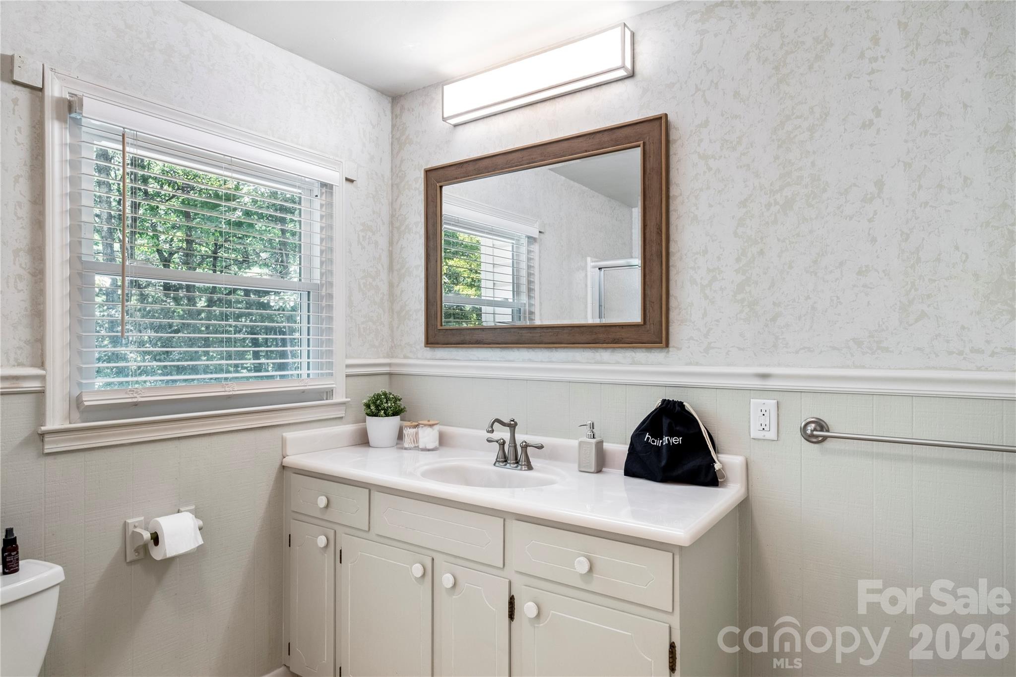 Secondary Bathroom - 5545 Pine Ridge Drive, Connelly Springs