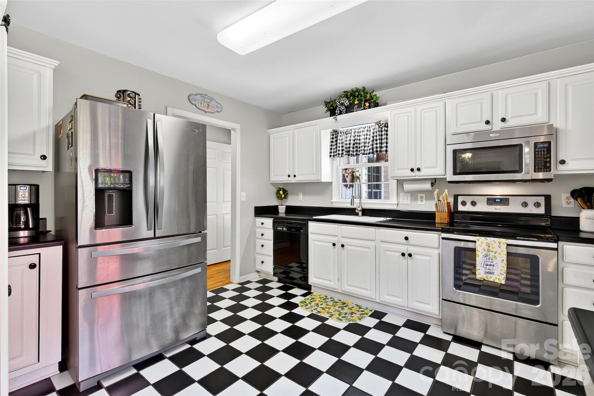 Single Family Residence at 1076 Grays Creek Church Road, Rutherfordton, photo 14 of 47