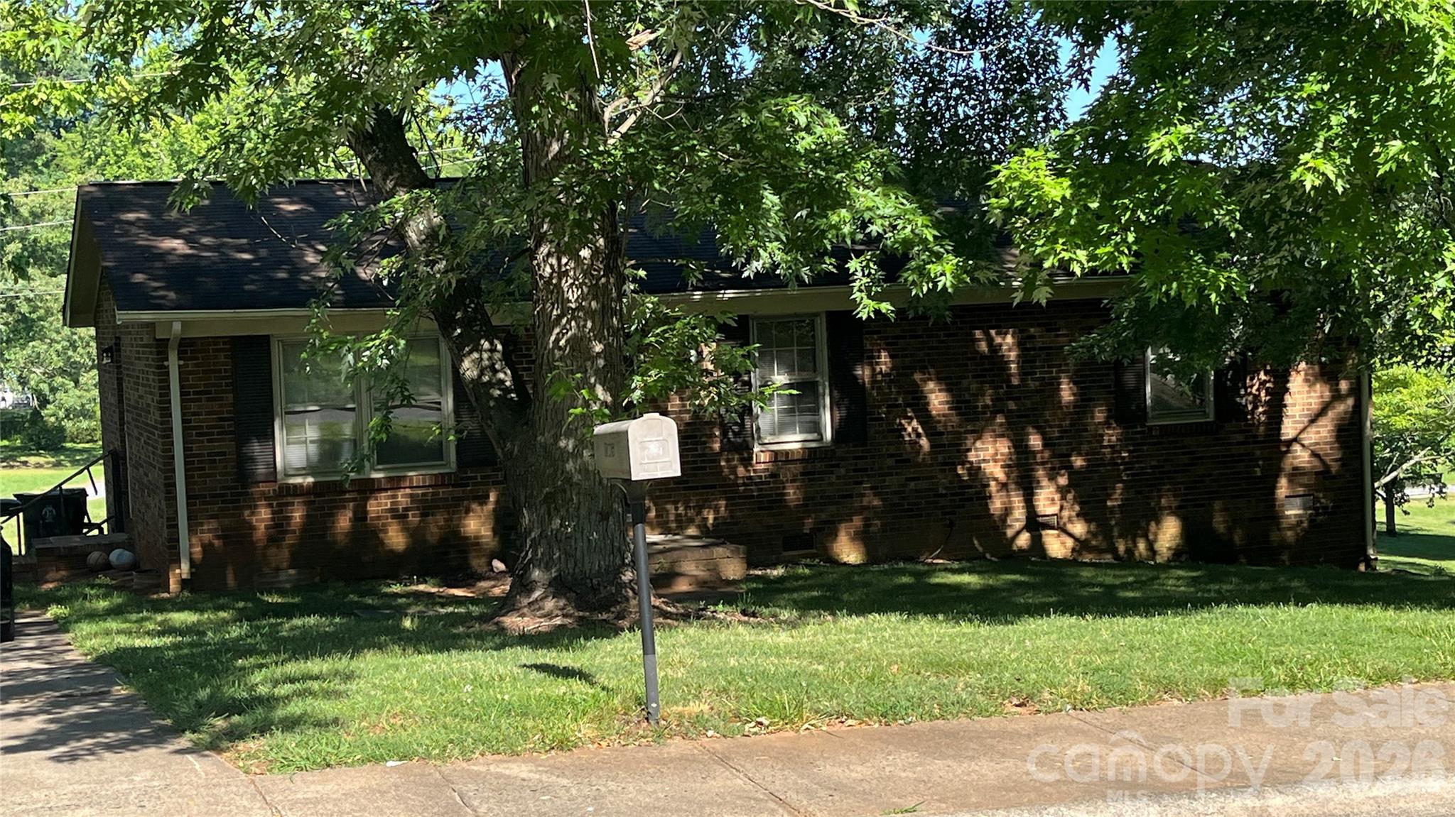105 N Tracy St - 1920 Johnstown Road, Crouse