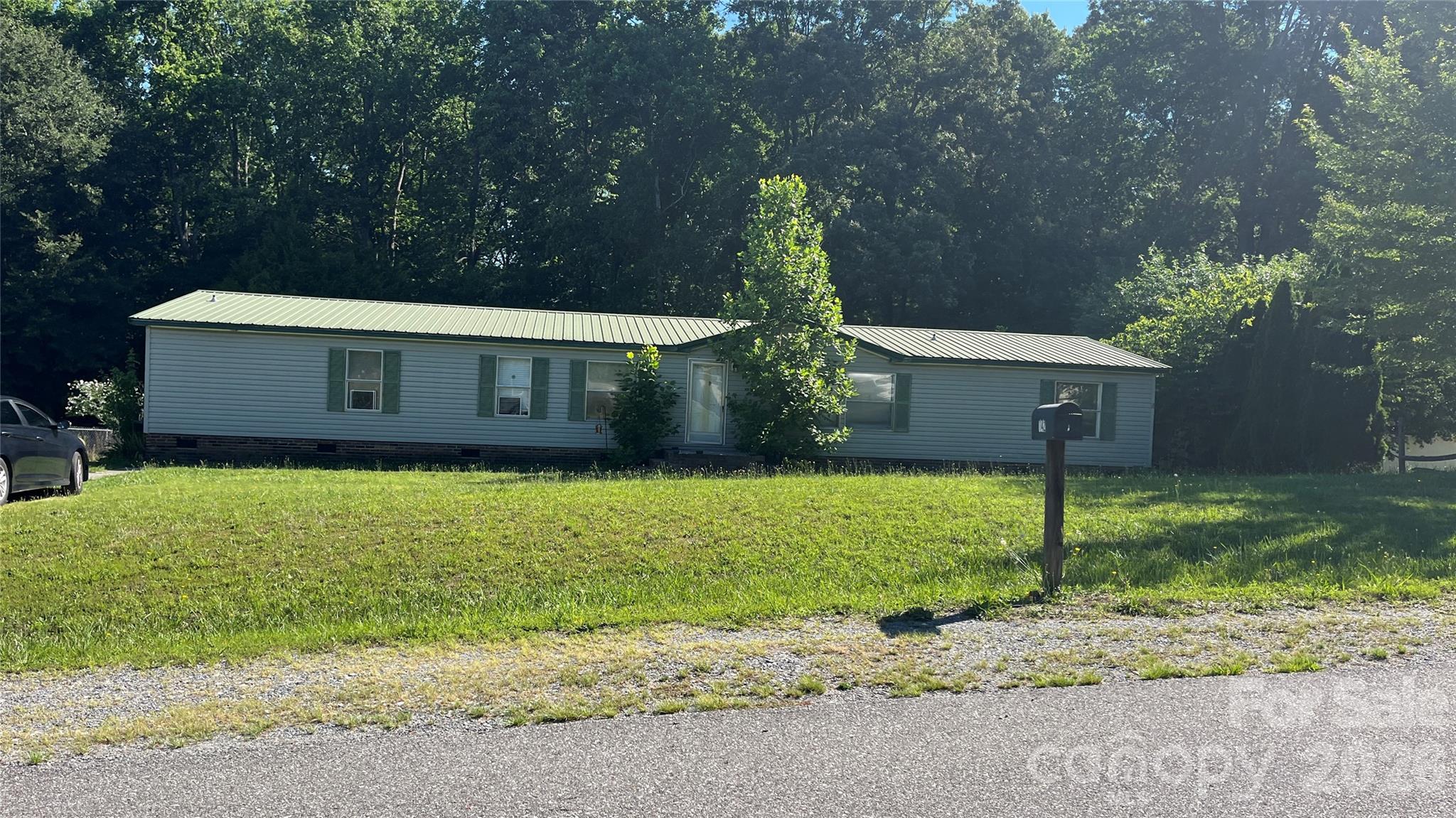 145 Crown Ct - 1920 Johnstown Road, Crouse