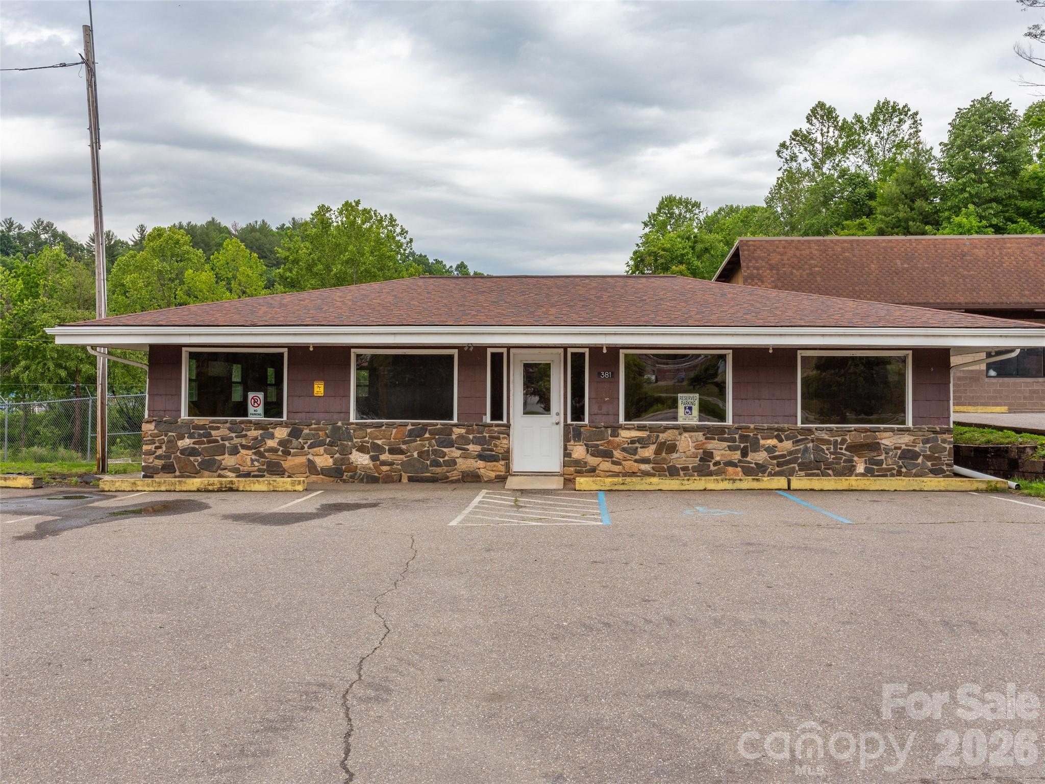 Free Standing Store at 381-395 Crimson Laurel Way, Bakersville, photo 2 of 32