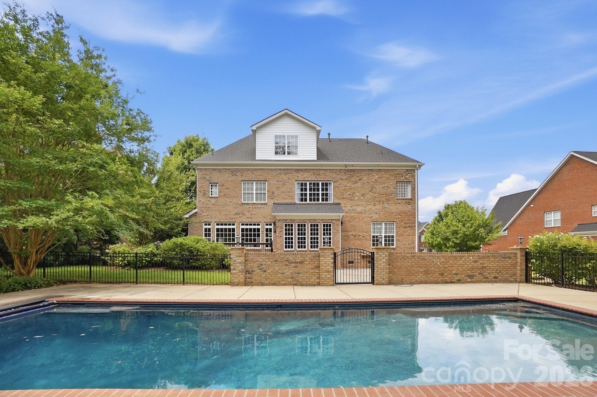 Single Family Residence at 507 Five Leaf Lane, Waxhaw, photo 7 of 47
