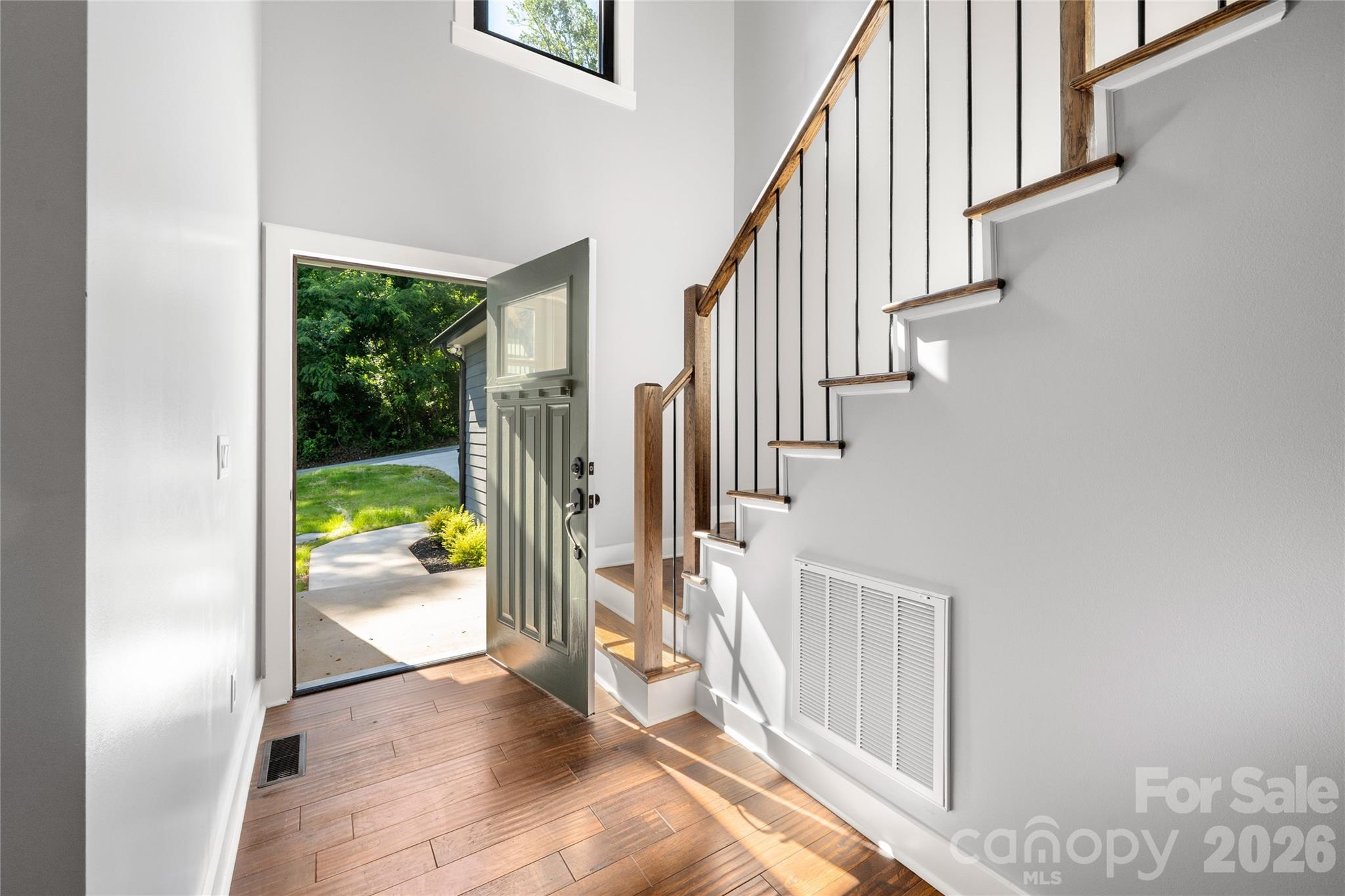 Single Family Residence at 61 Bamboo Trail, Candler, photo 8 of 41