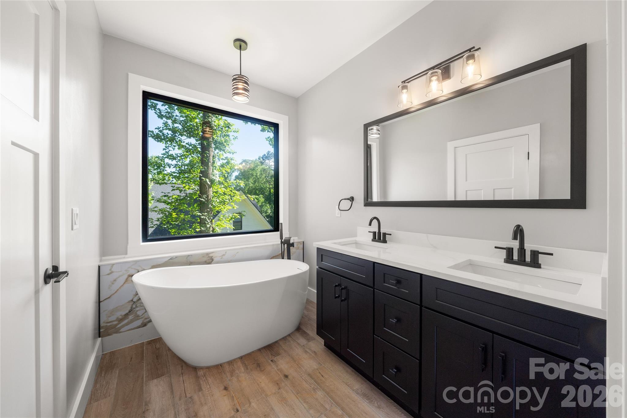 Single Family Residence at 61 Bamboo Trail, Candler, photo 16 of 41