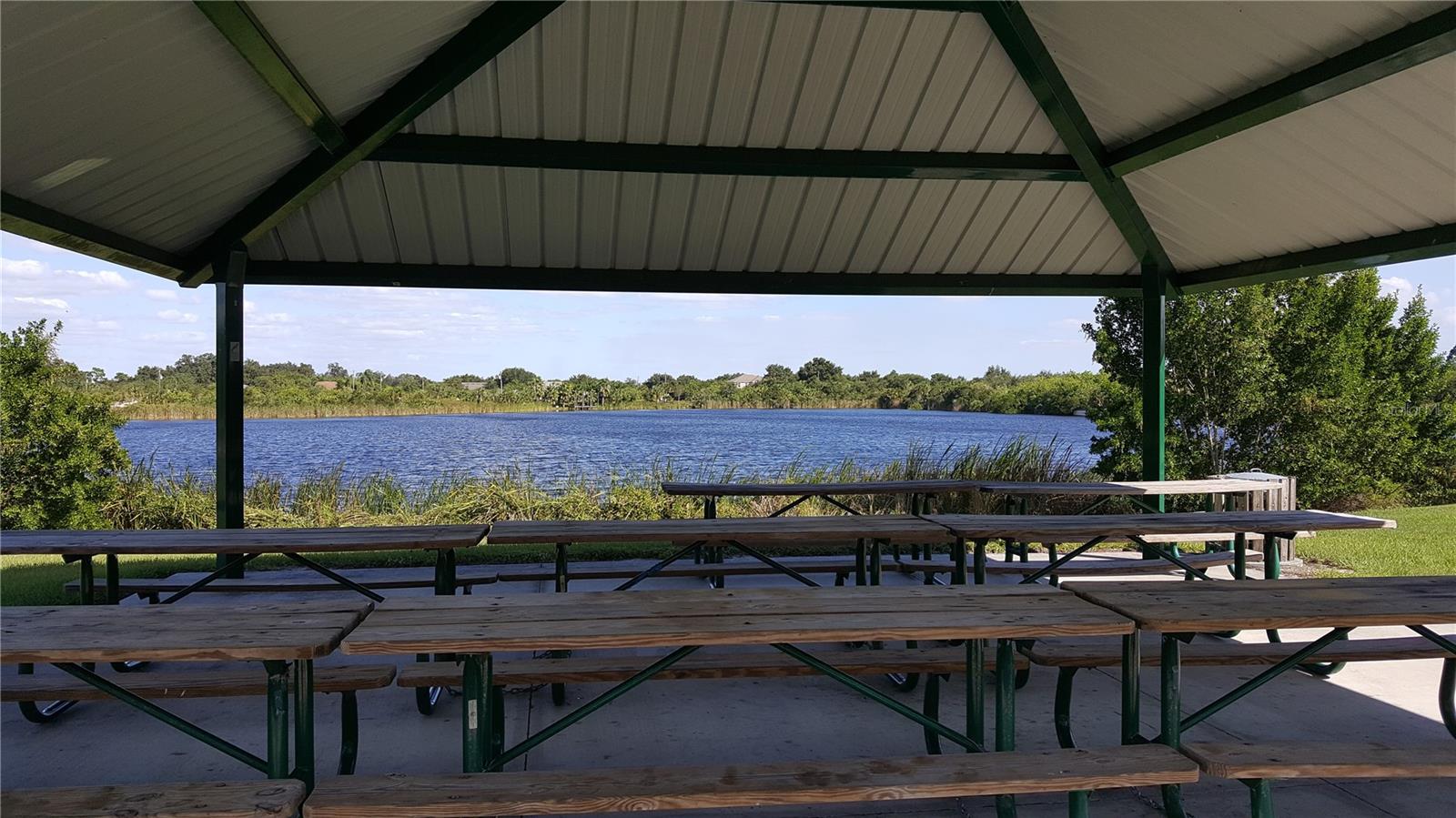 Open pavilion for relaxing picnic events - 10022 CALUMET BLVD, PORT CHARLOTTE