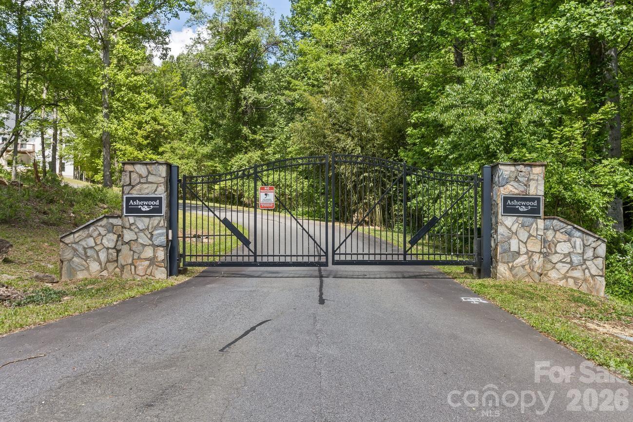 Single Family Residence at 61 Bamboo Trail, Candler, photo 2 of 41