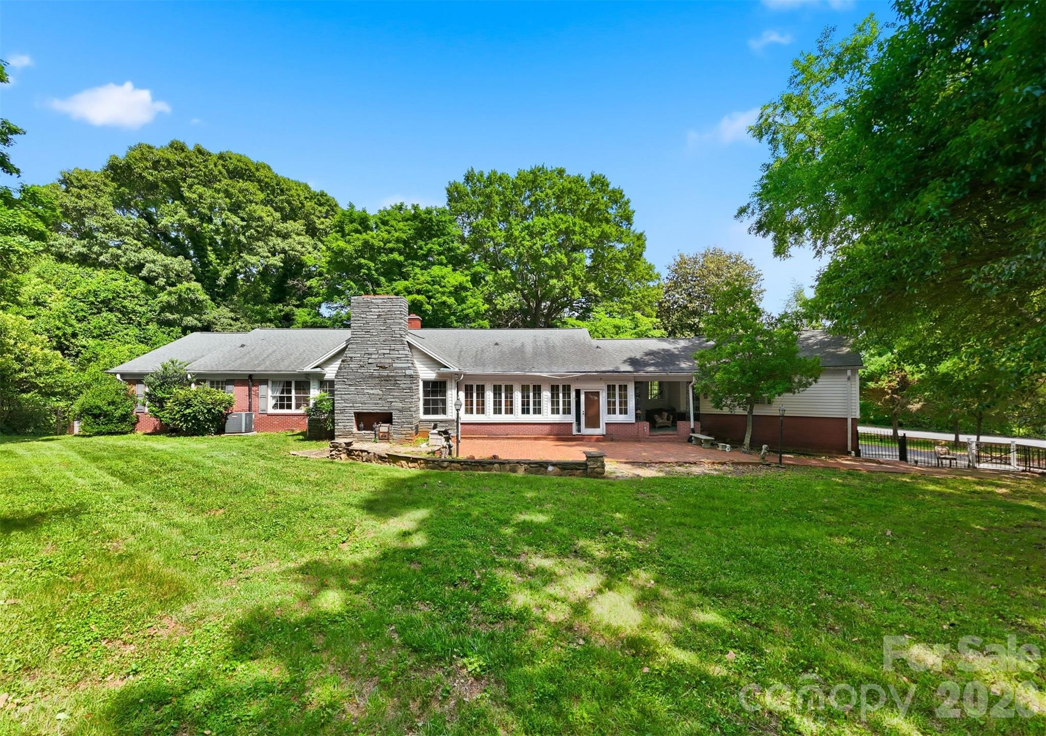 Single Family Residence at 826 S College Avenue, Newton, photo 4 of 46