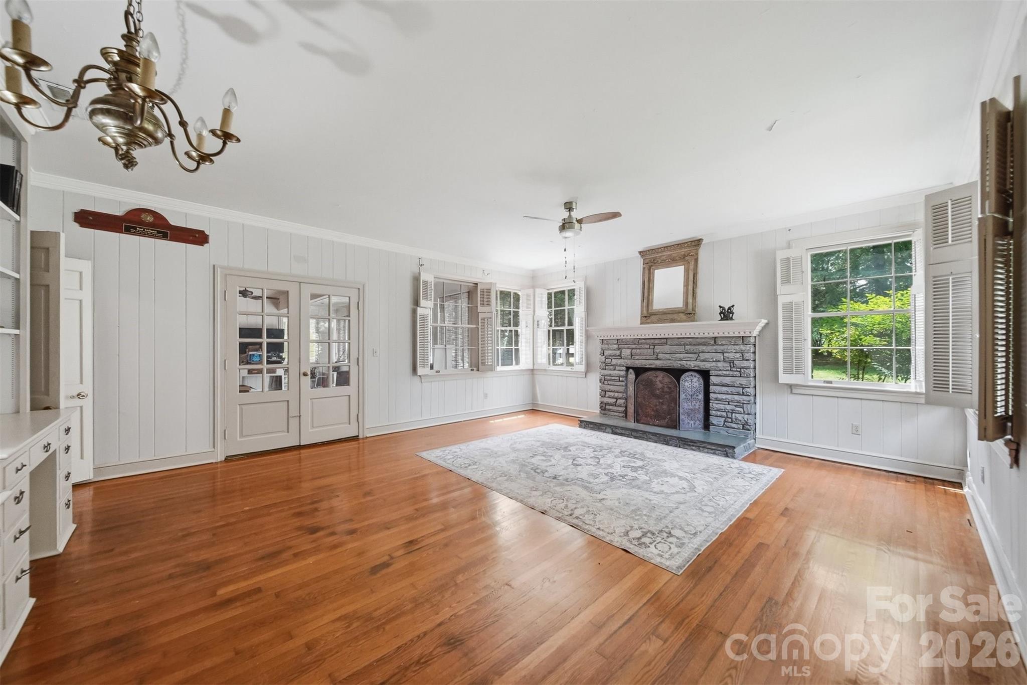 Single Family Residence at 826 S College Avenue, Newton, photo 22 of 46