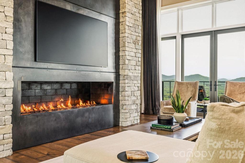 Single Family Residence at 510 Cloud Top Way, Arden, photo 12 of 47