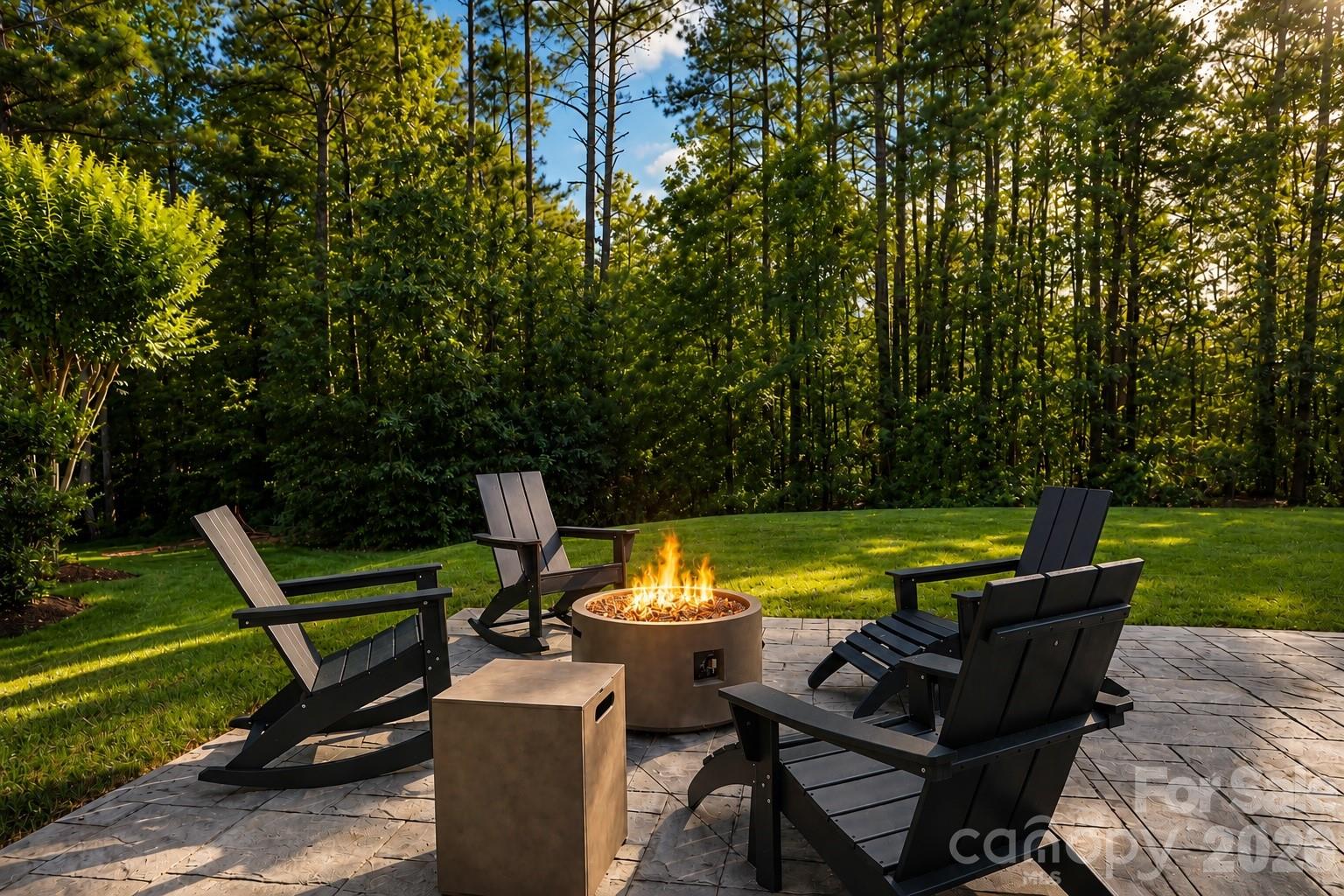 Single Family Residence at 2412 Hamlet Court, Matthews, photo 6 of 48