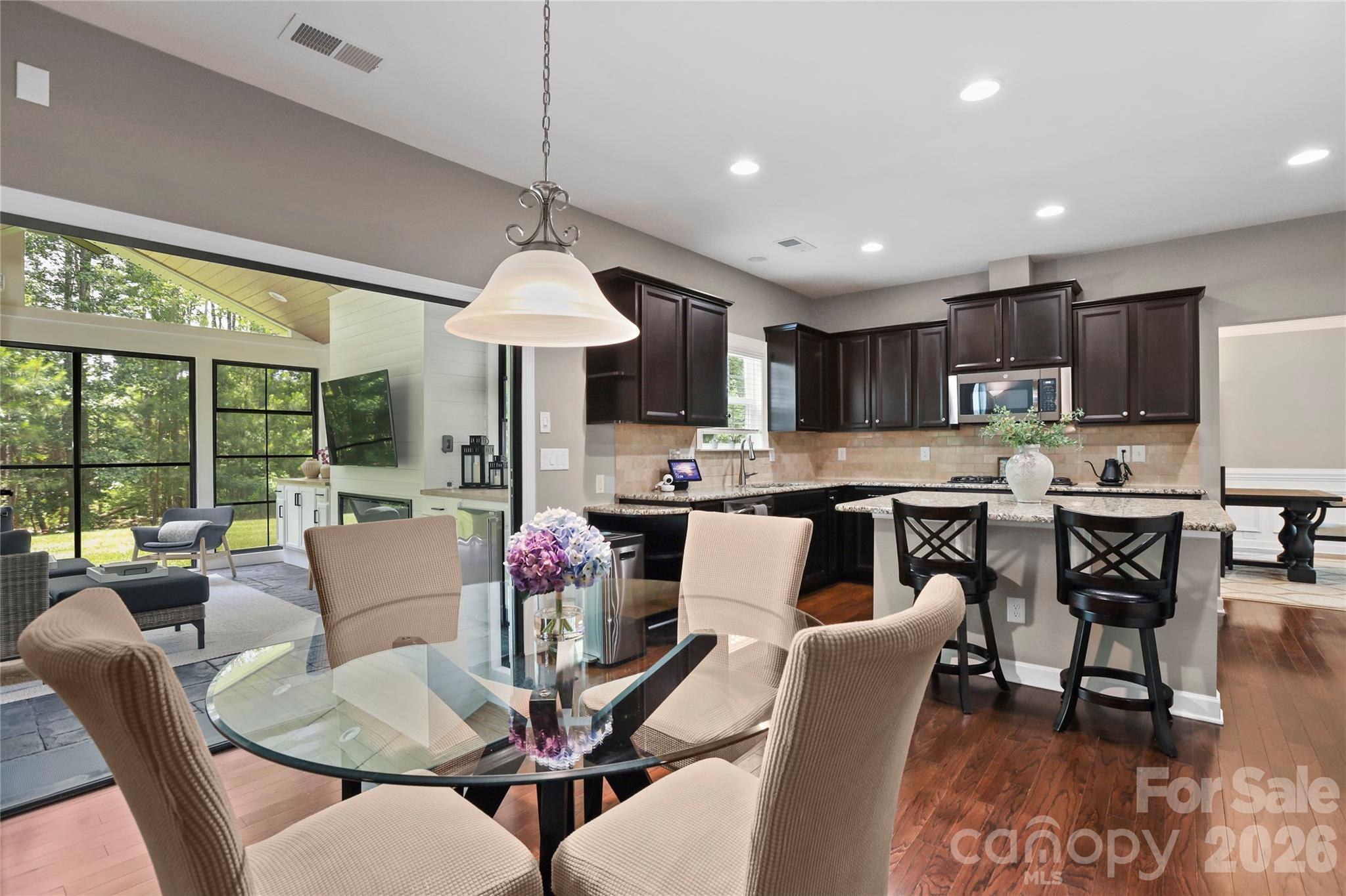 Breakfast Area - 2412 Hamlet Court, Matthews