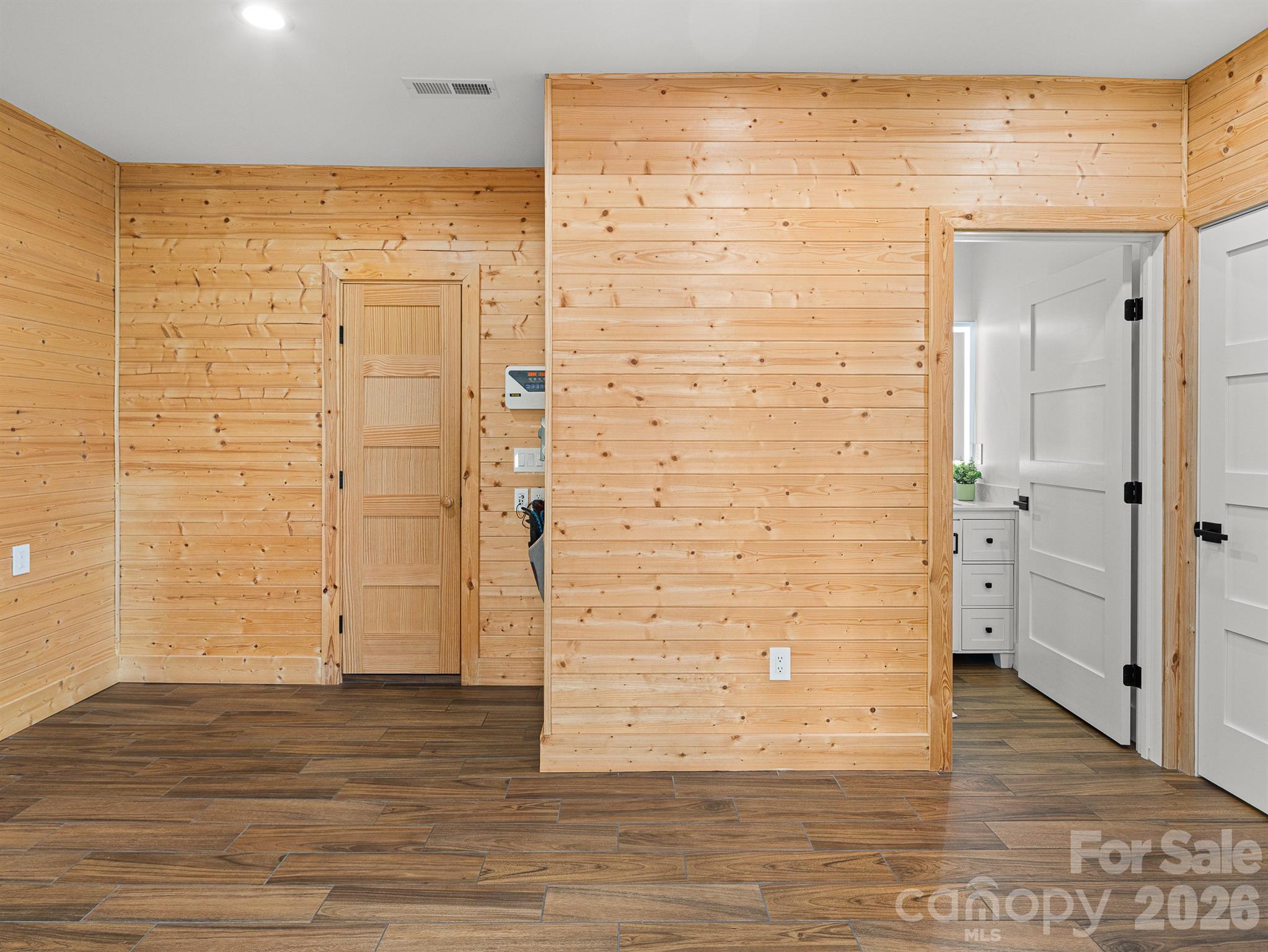 Single Family Residence at 1026 Hillside Ridge Road, Candler, photo 37 of 48