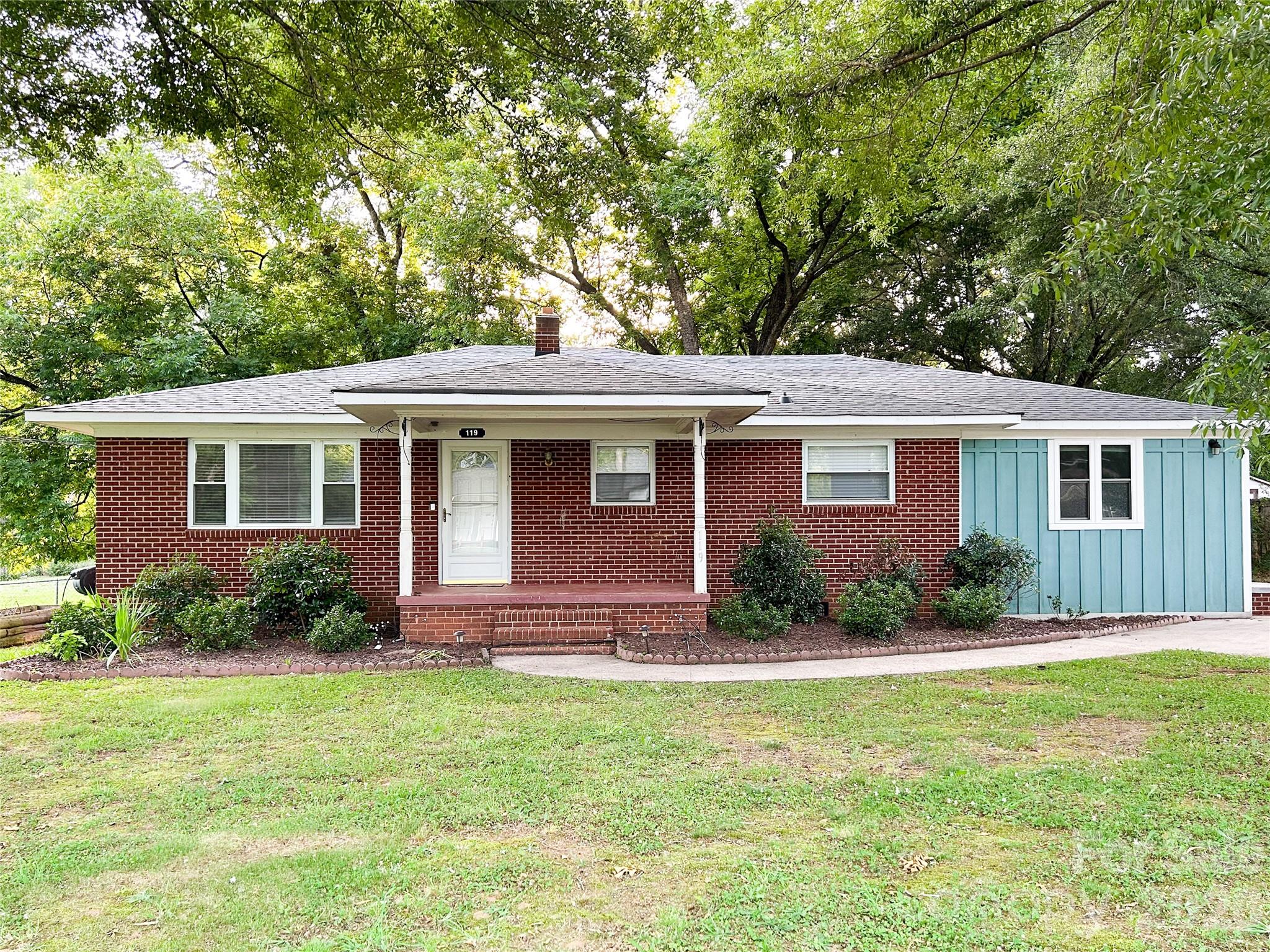 Single Family Residence at 119 Hillcrest Street, Shelby, photo 14 of 25
