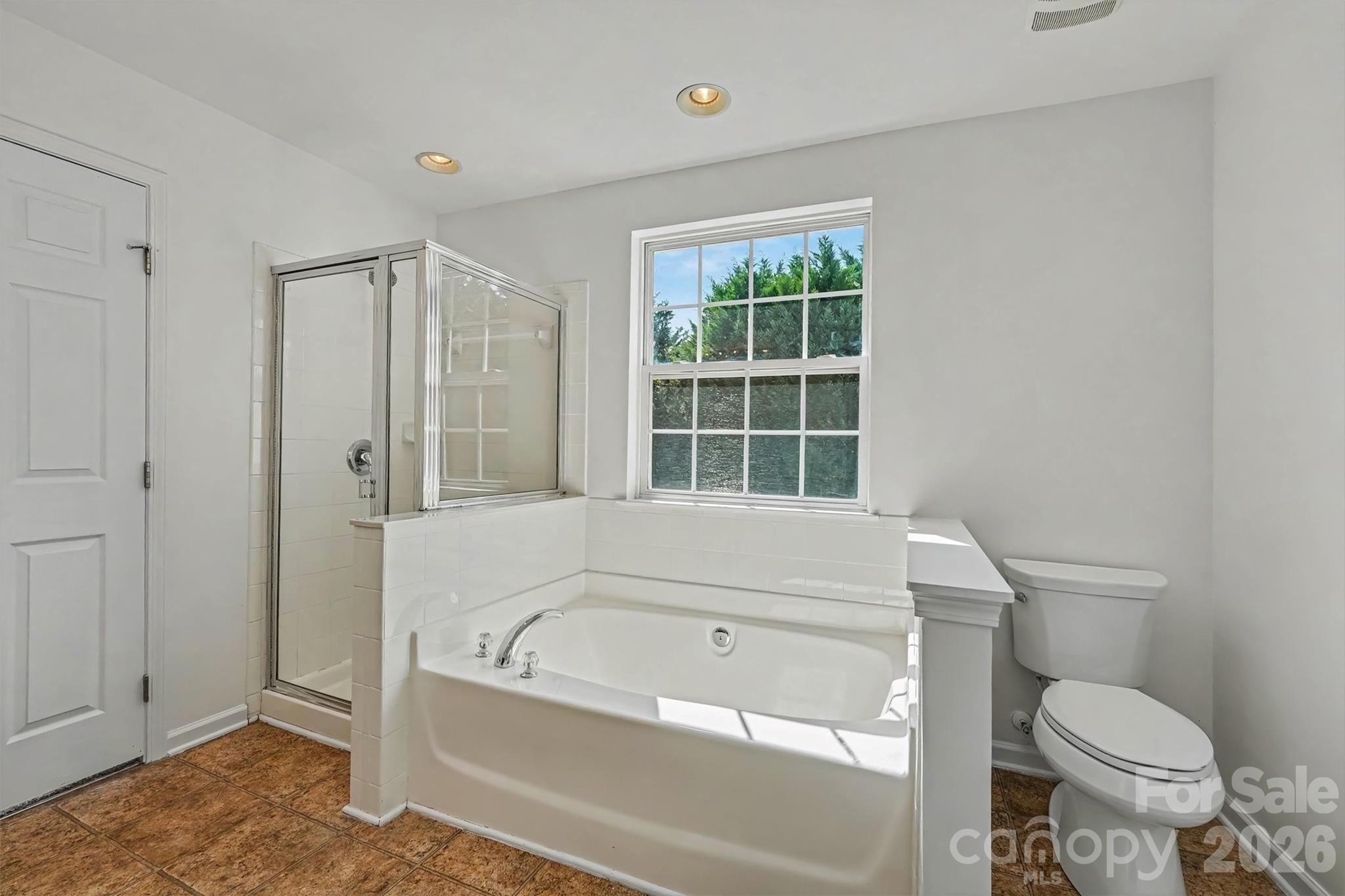 Primary bath room - 107 S Arcadian Way, Mooresville