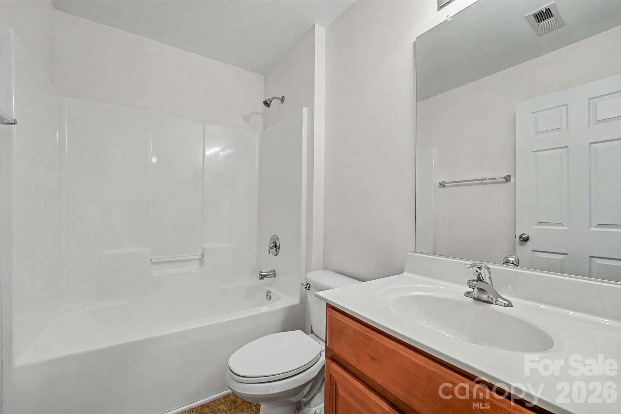 Full bath room upstairs - 107 S Arcadian Way, Mooresville
