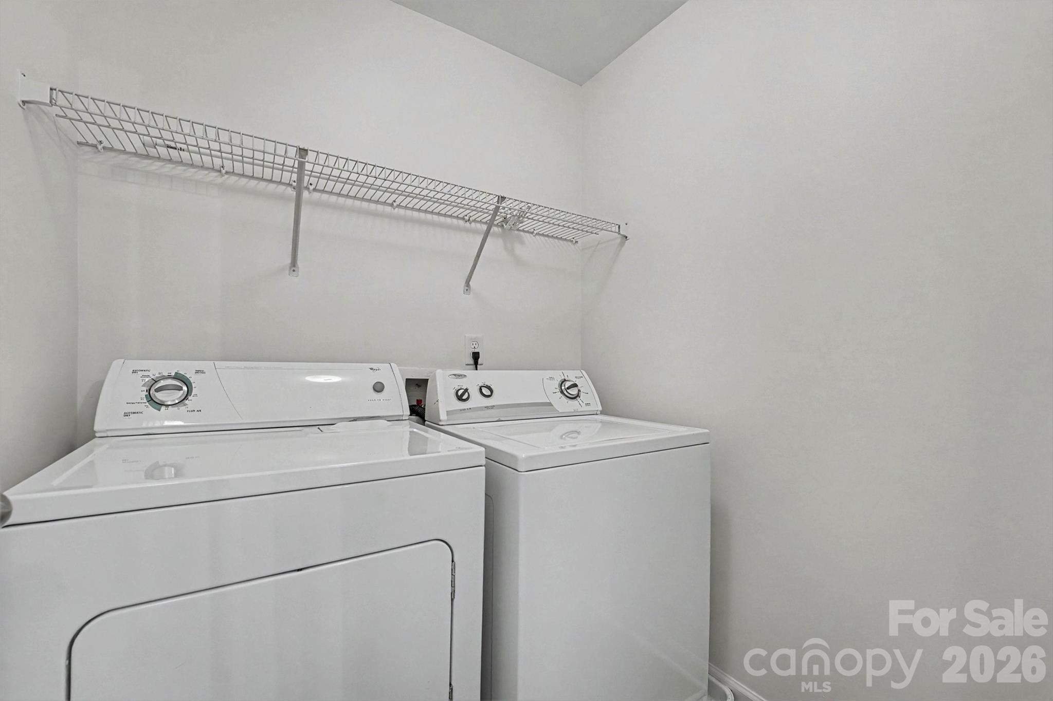 Washer & dryer stay for new owner! - 107 S Arcadian Way, Mooresville