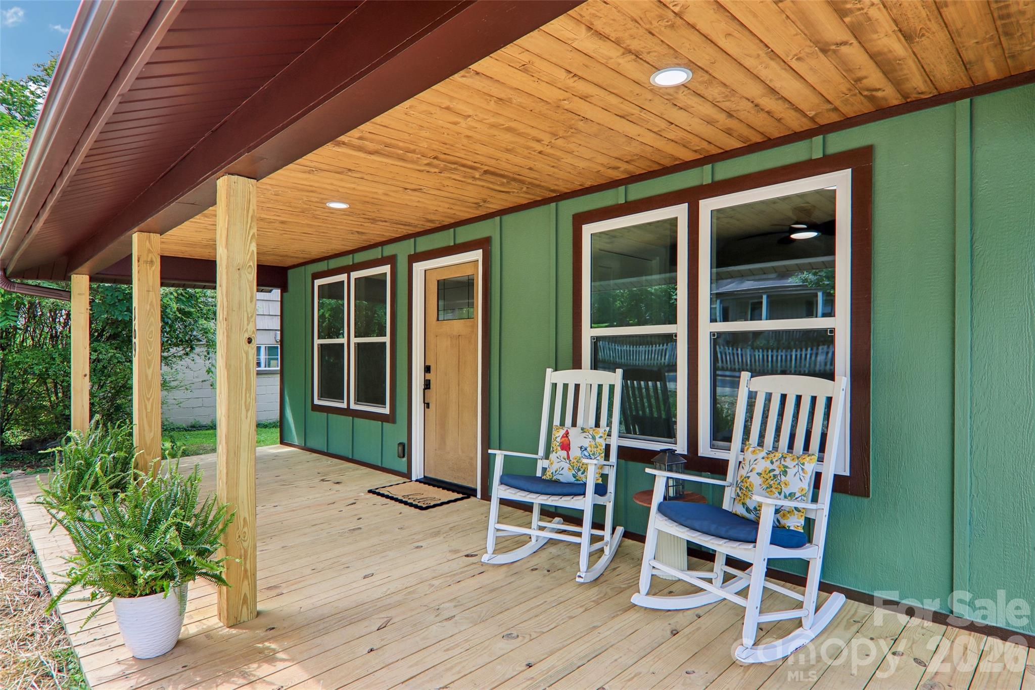 Single Family Residence at 169 East Street, Waynesville, photo 3 of 42