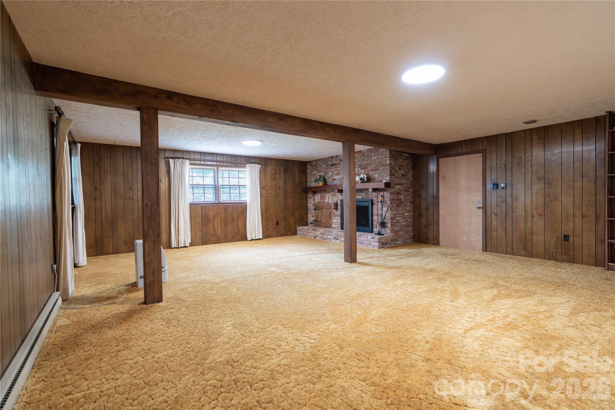 Family room - 45 Mountain View Avenue, Black Mountain