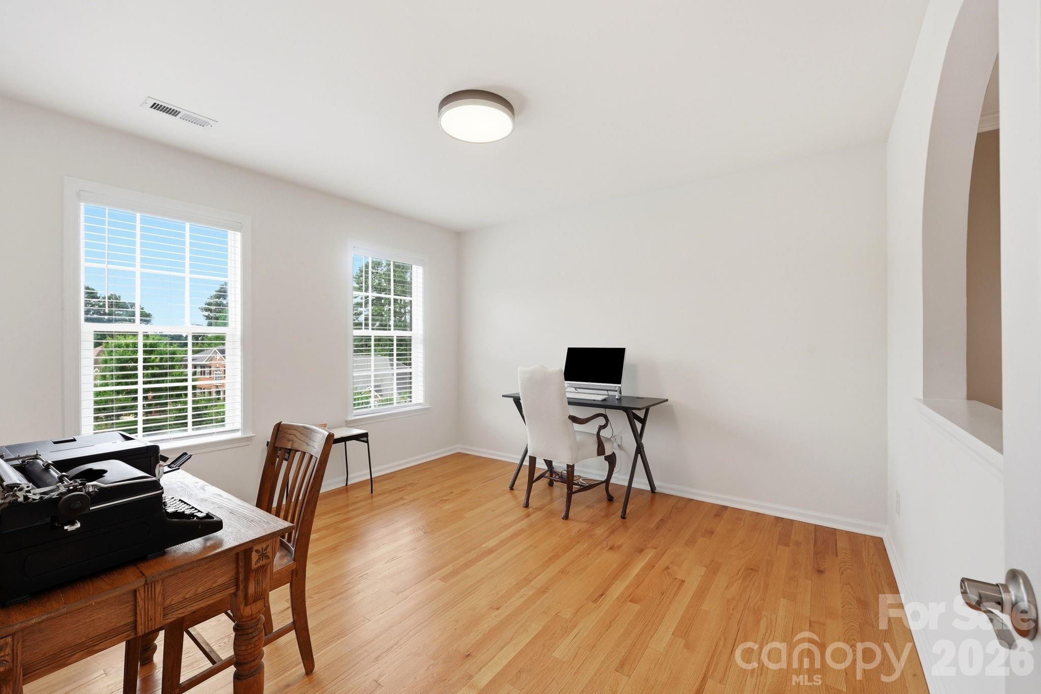 2nd floor additional office/flex space with beautiful hardwood floors - 9329 Uxbridge Lane, Huntersville