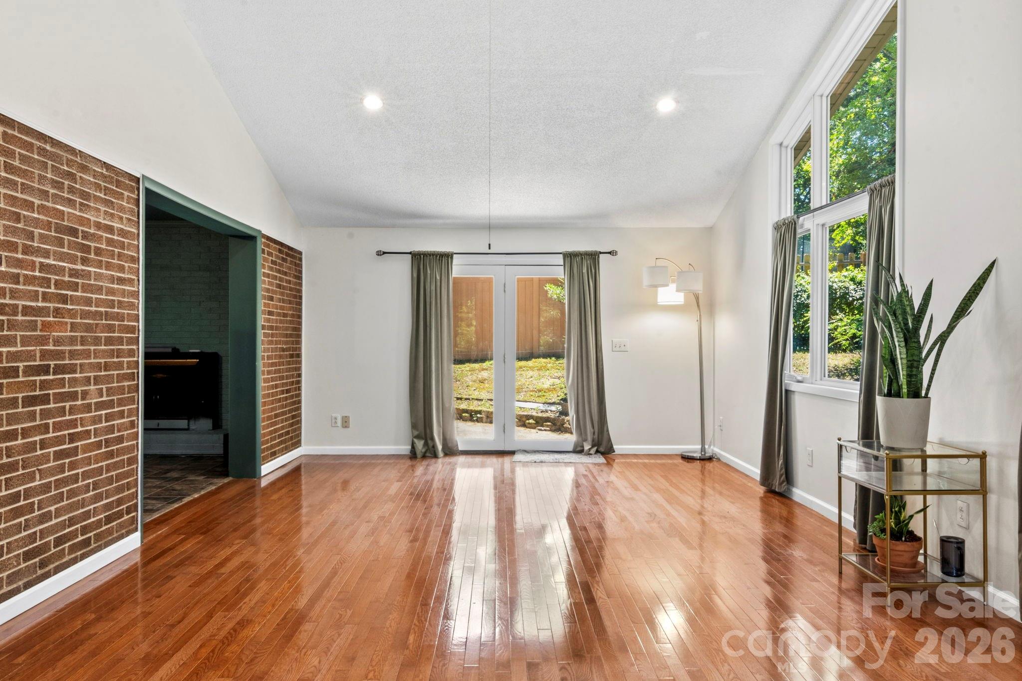 Single Family Residence at 2951 7th Street Drive NE, Hickory, photo 8 of 40
