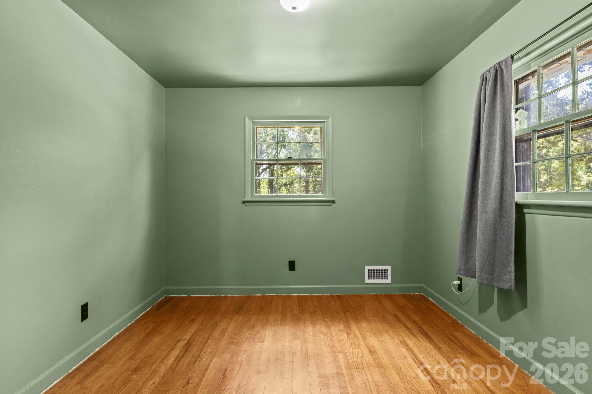 Secondary Bedroom - 2951 7th Street Drive NE, Hickory