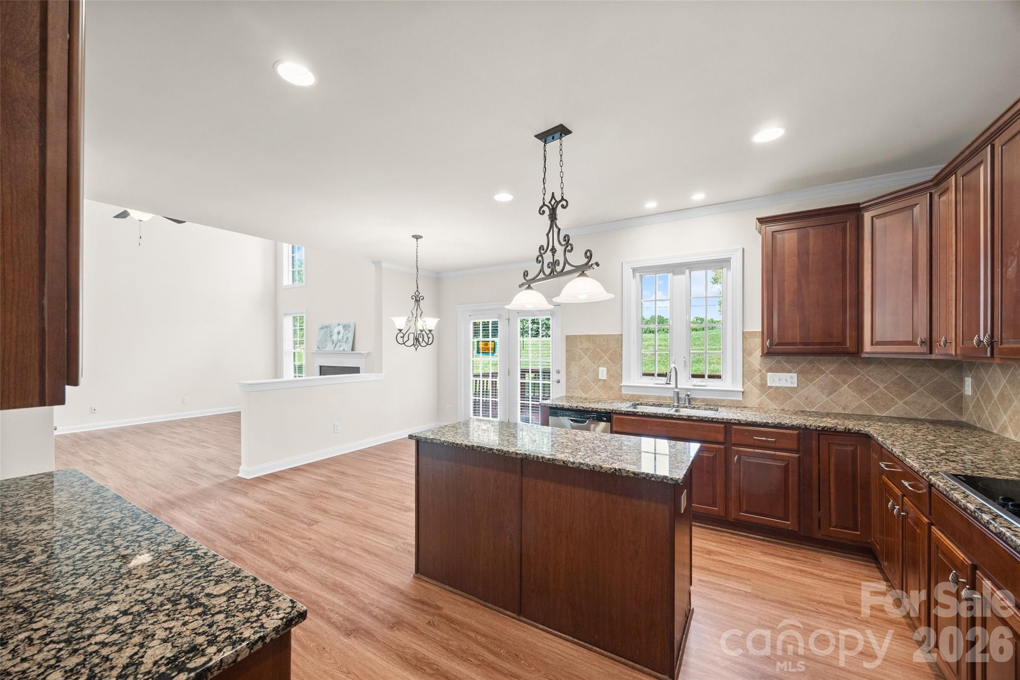 Single Family Residence at 8408 Denholme Drive, Waxhaw, photo 16 of 48
