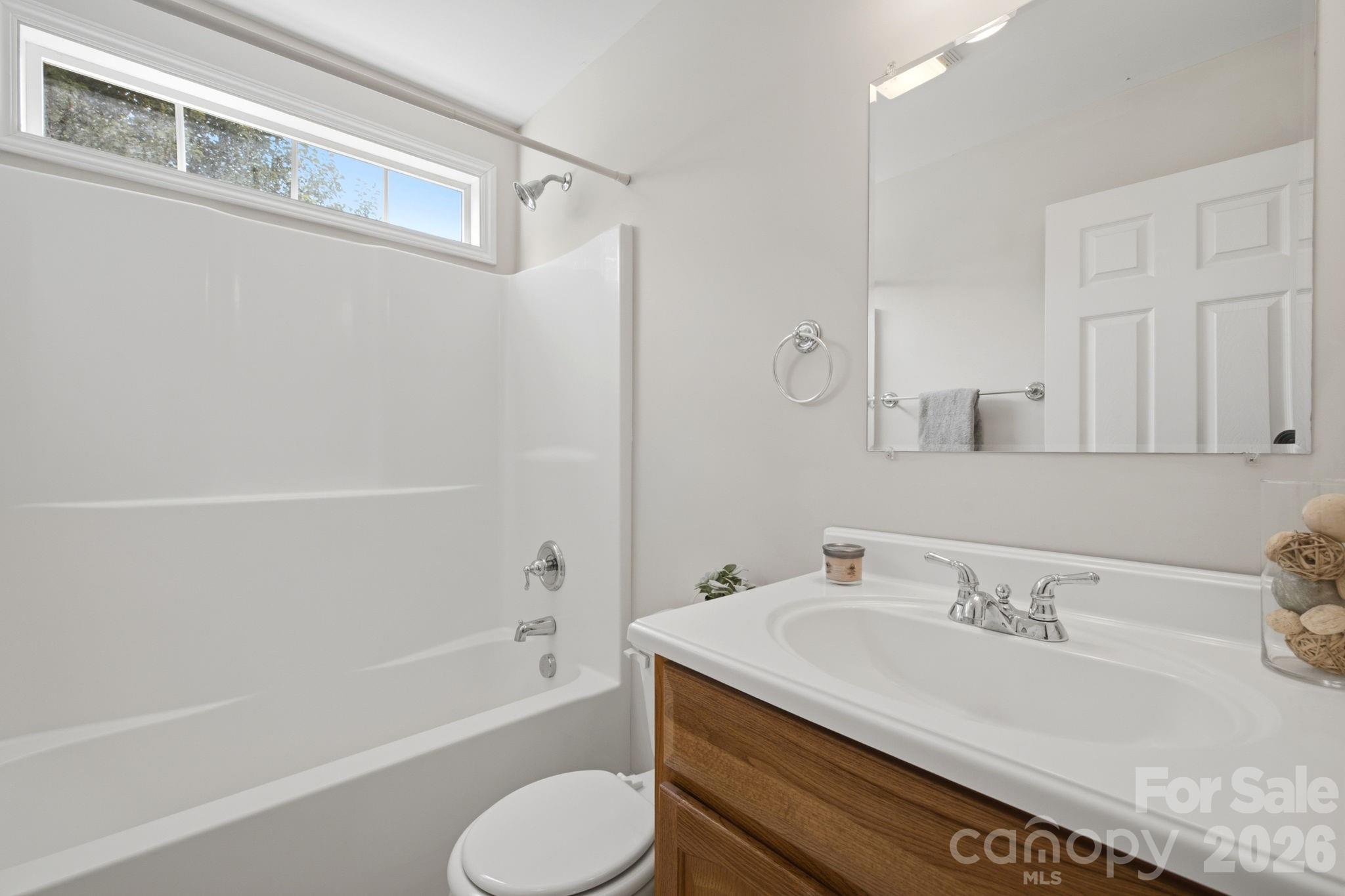 Hall Bath - 210 Jane Sowers Road, Statesville