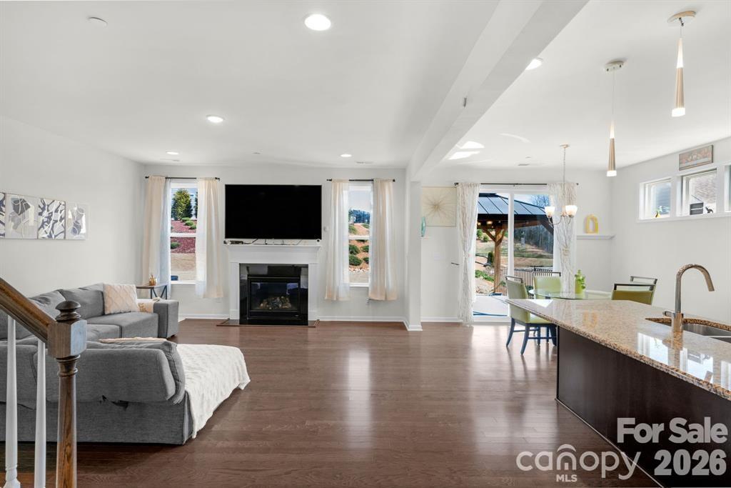 Single Family Residence at 930 Parkland Place NW, Concord, photo 9 of 44