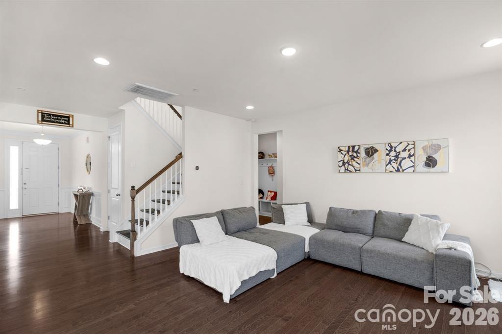 Single Family Residence at 930 Parkland Place NW, Concord, photo 17 of 44
