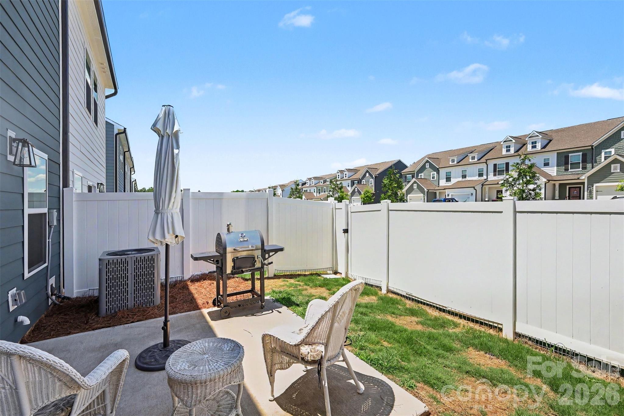 Townhouse at 334 Drawbar Drive, Clover, photo 20 of 23