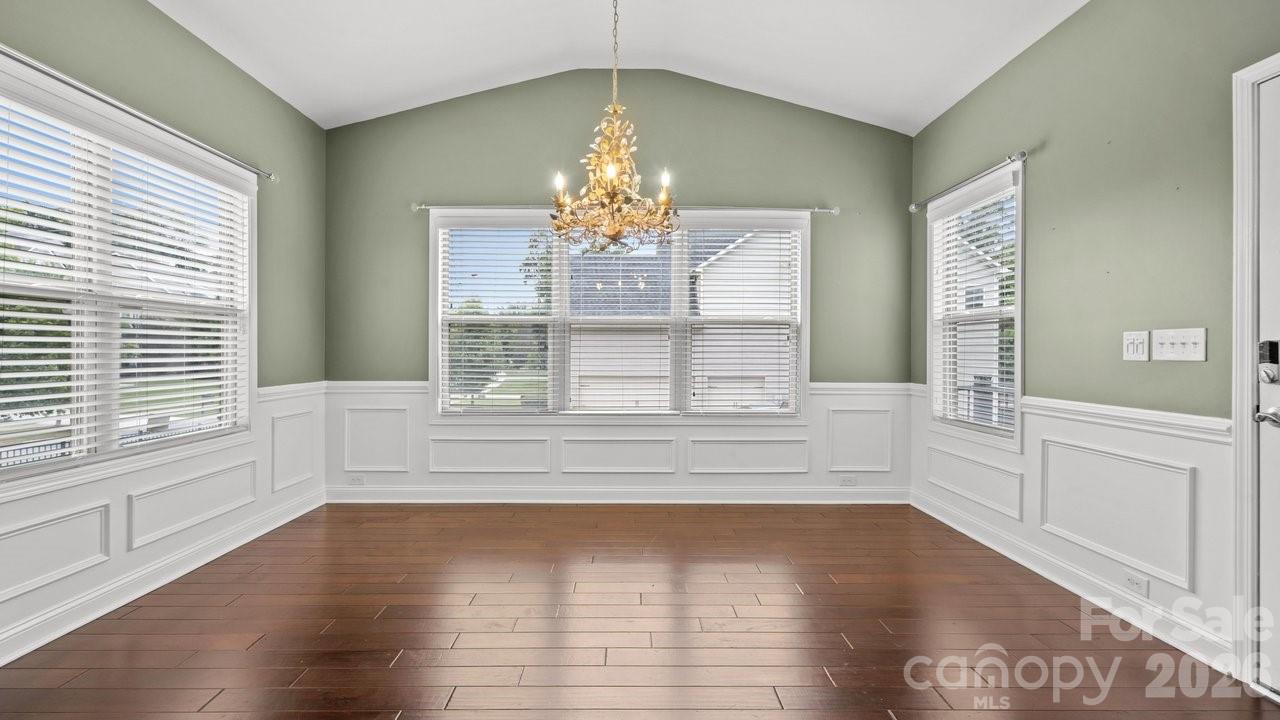 Peaceful Sunroom - 16032 Loch Raven Road, Huntersville