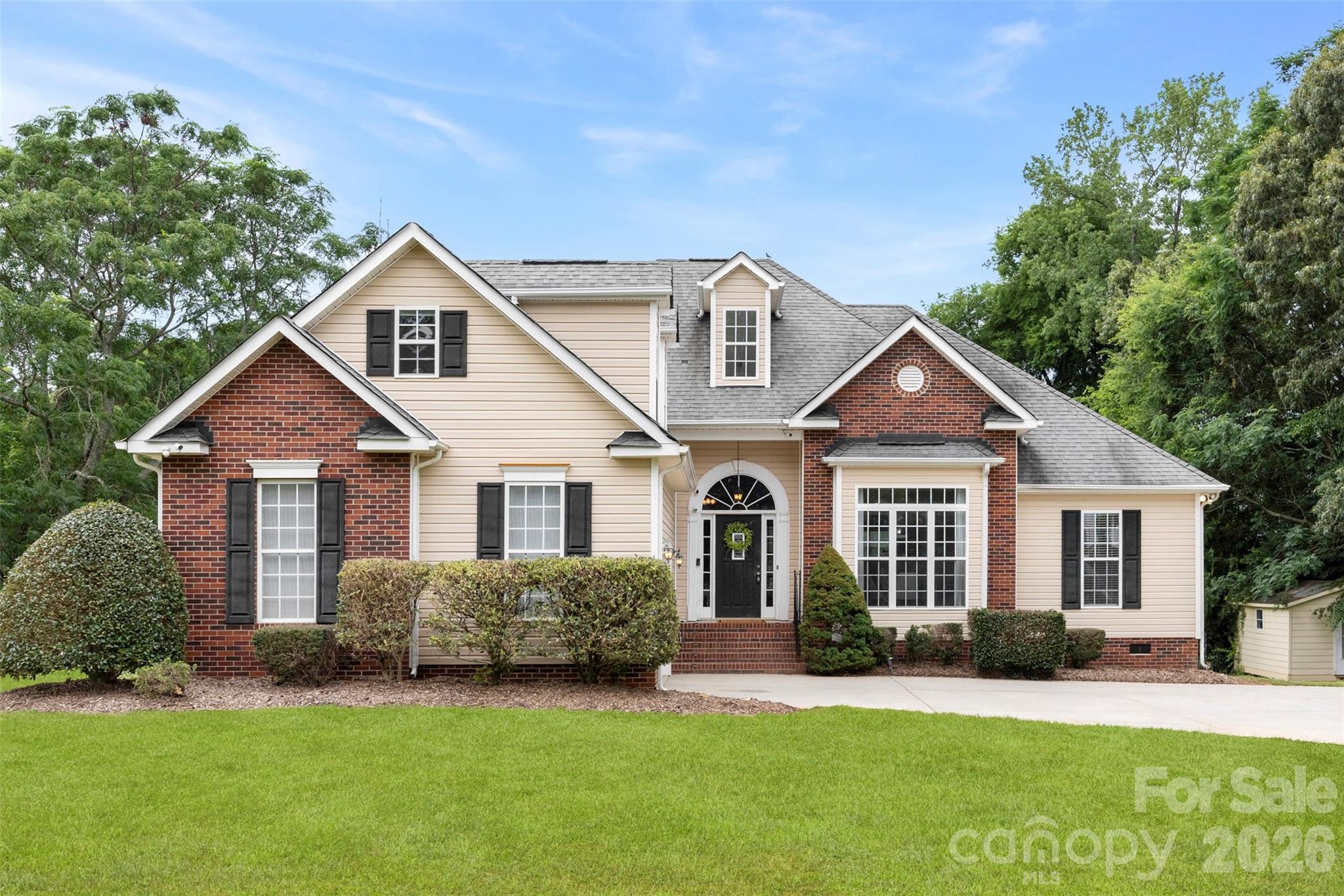 Single Family Residence at 2801 Sweetgrass Lane, Monroe, photo 4 of 48
