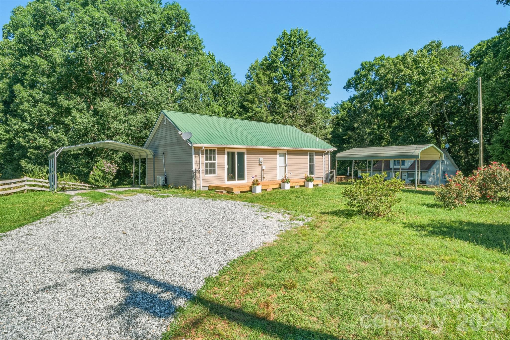 547 Pea Ridge Street