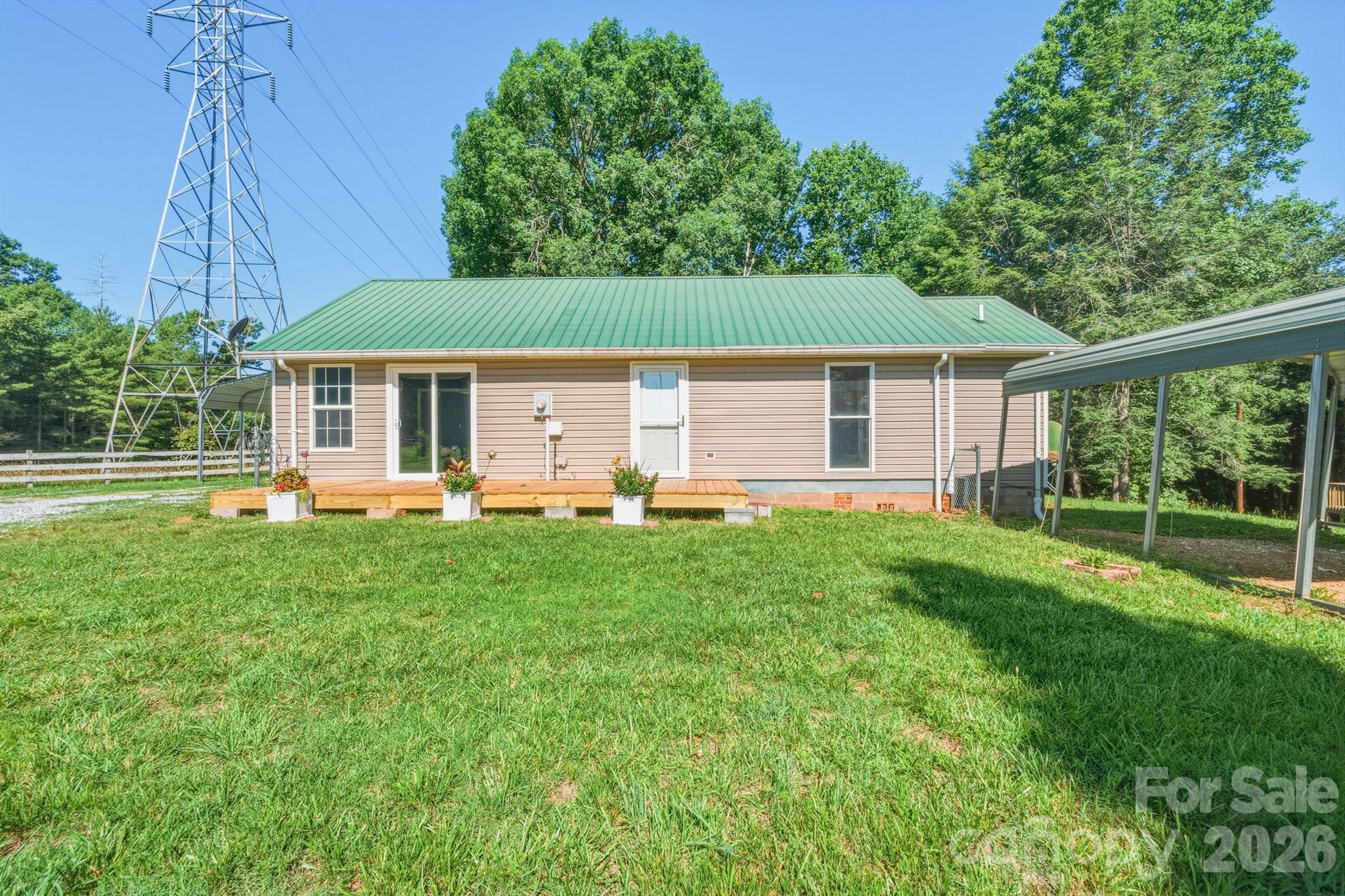 Single Family Residence at 547 Pea Ridge Street, Morganton, photo 3 of 39