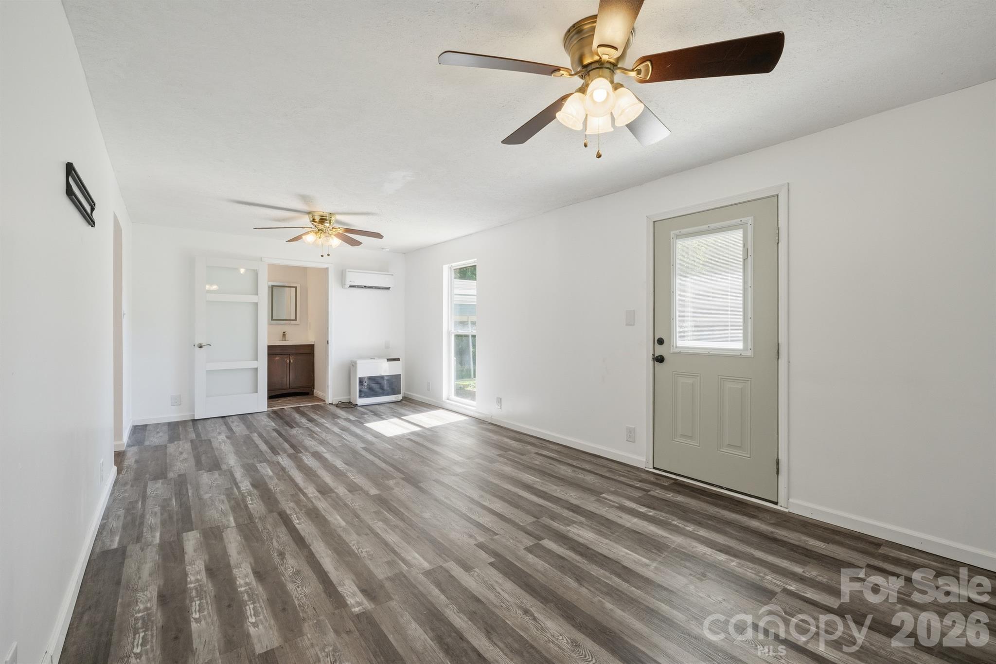 Single Family Residence at 547 Pea Ridge Street, Morganton, photo 13 of 39