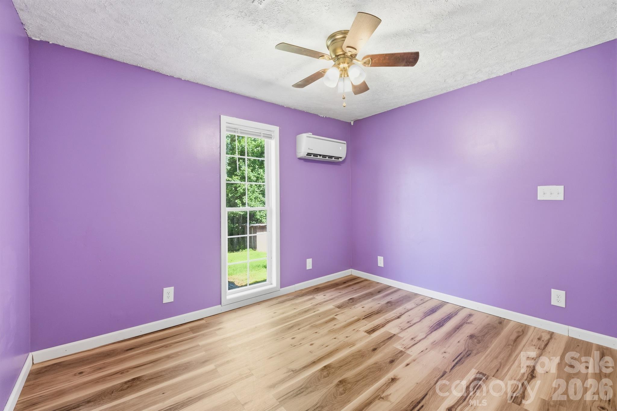 Single Family Residence at 547 Pea Ridge Street, Morganton, photo 27 of 39