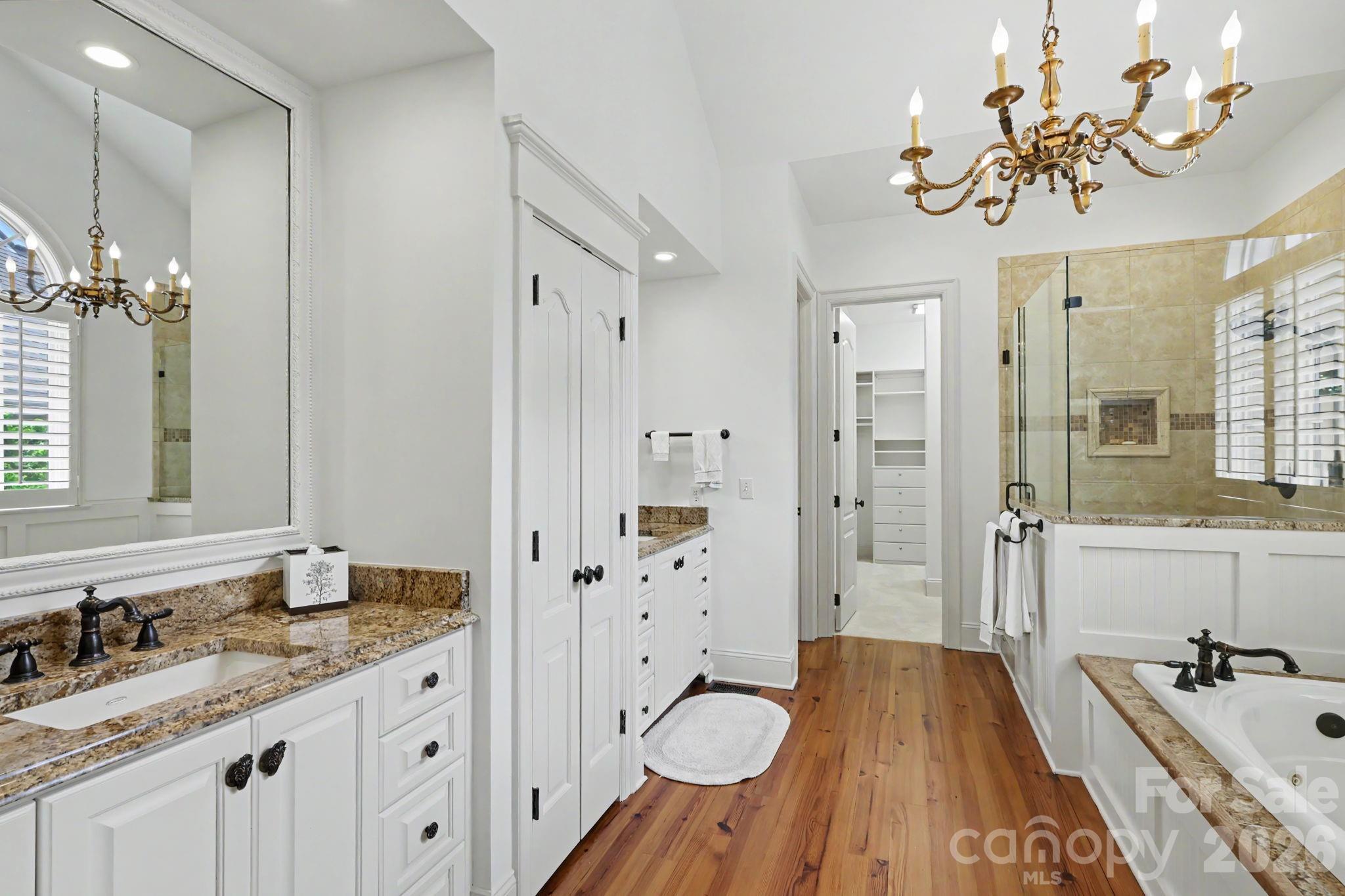 Single Family Residence at 508 Hideaway Ridge Court, Matthews, photo 11 of 47