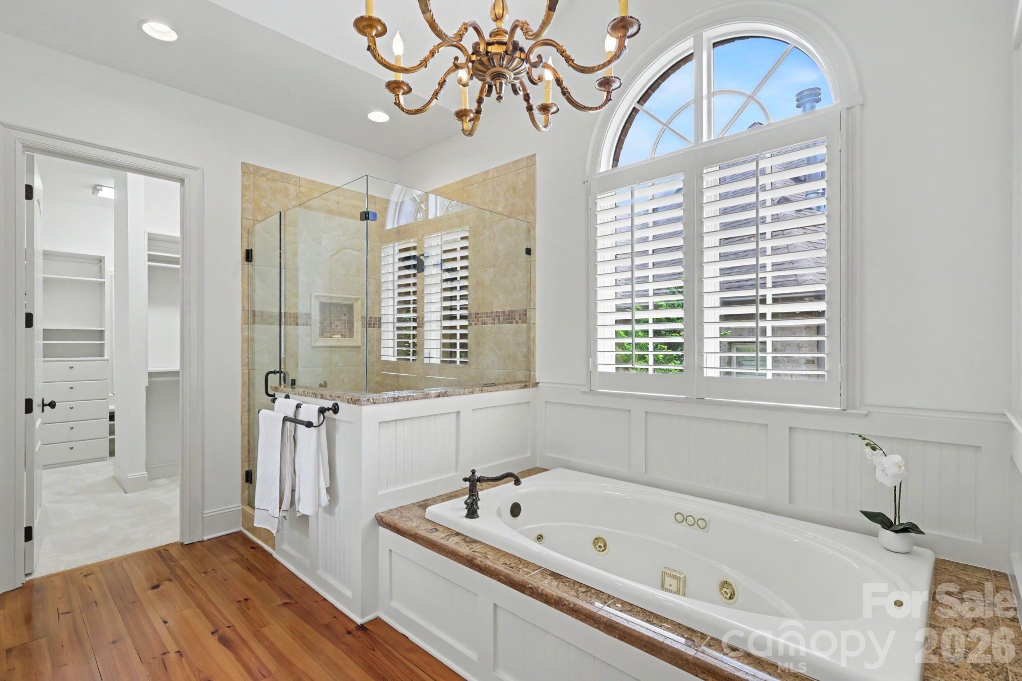 Jacuzzi Spa Bathtub - 508 Hideaway Ridge Court, Matthews
