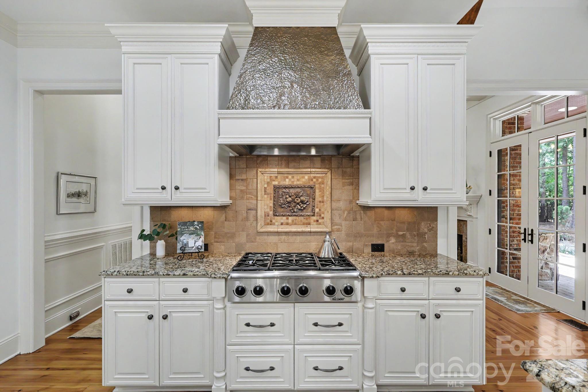 Single Family Residence at 508 Hideaway Ridge Court, Matthews, photo 20 of 47