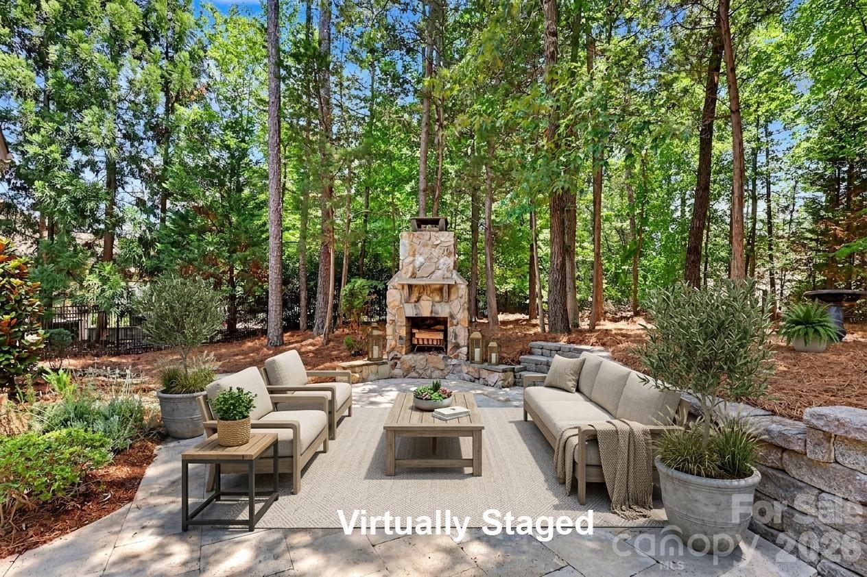 Single Family Residence at 508 Hideaway Ridge Court, Matthews, photo 37 of 47