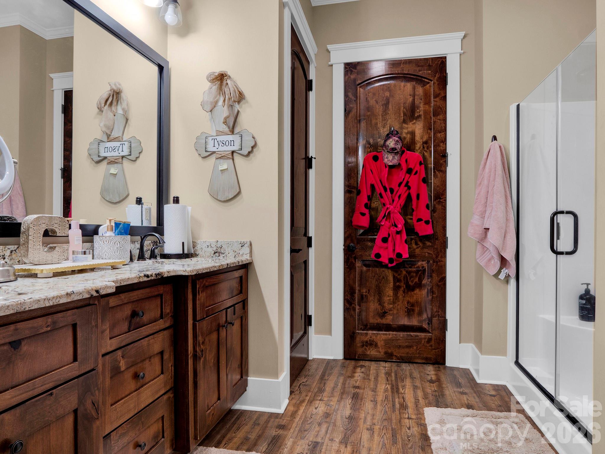 Master Bathroom - 4030 Union Church Road, Peachland