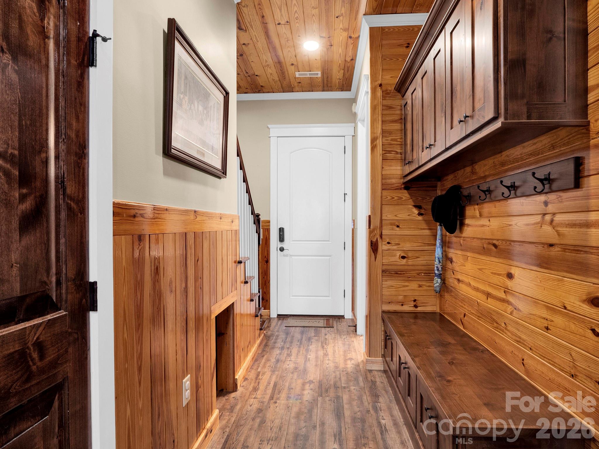Hallway - 4030 Union Church Road, Peachland