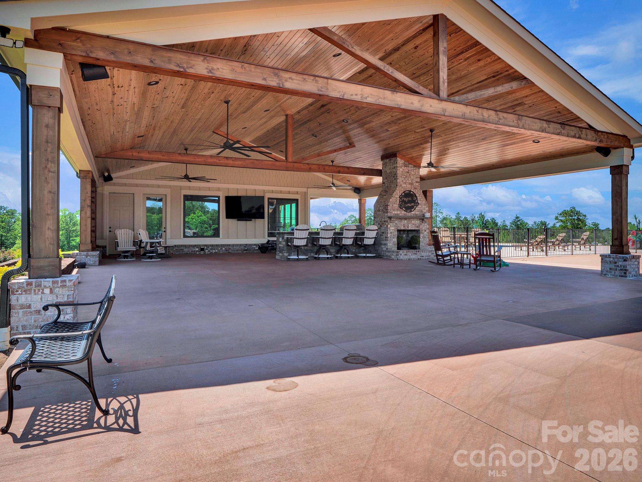 Pool House - 4030 Union Church Road, Peachland