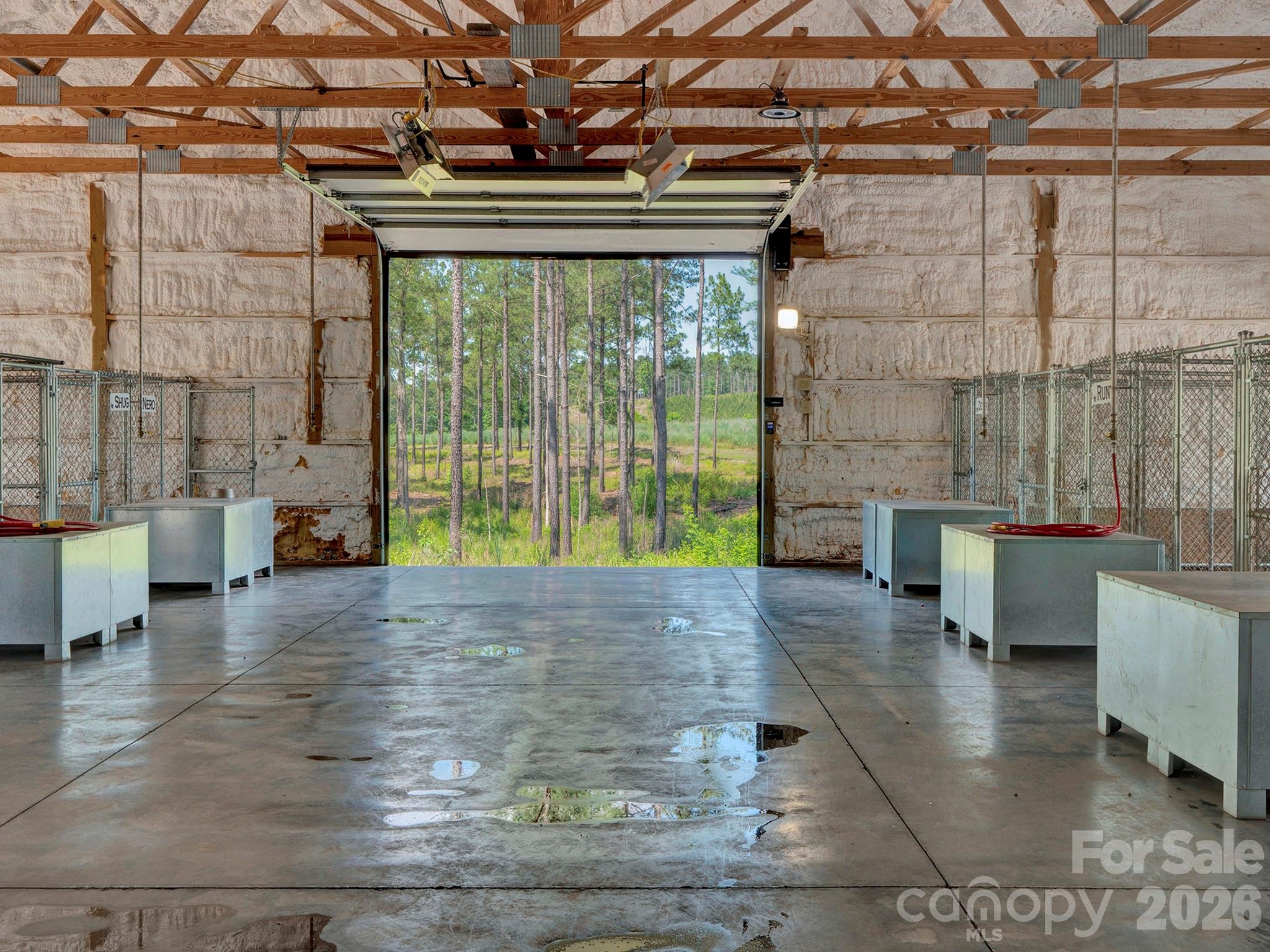 Dog Kennel - 4030 Union Church Road, Peachland